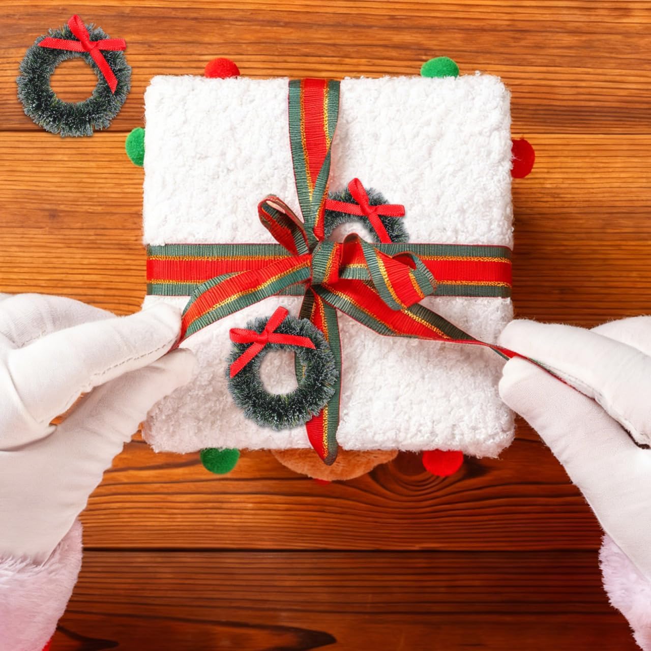 DOITOOL 20Pcs Dollhouse 1:12 Miniature Christmas Wreath,Mini Christmas Wreaths with Bows, Tree Hanging Ornaments Xmas Decor Dollhouse Accessories - Image 7