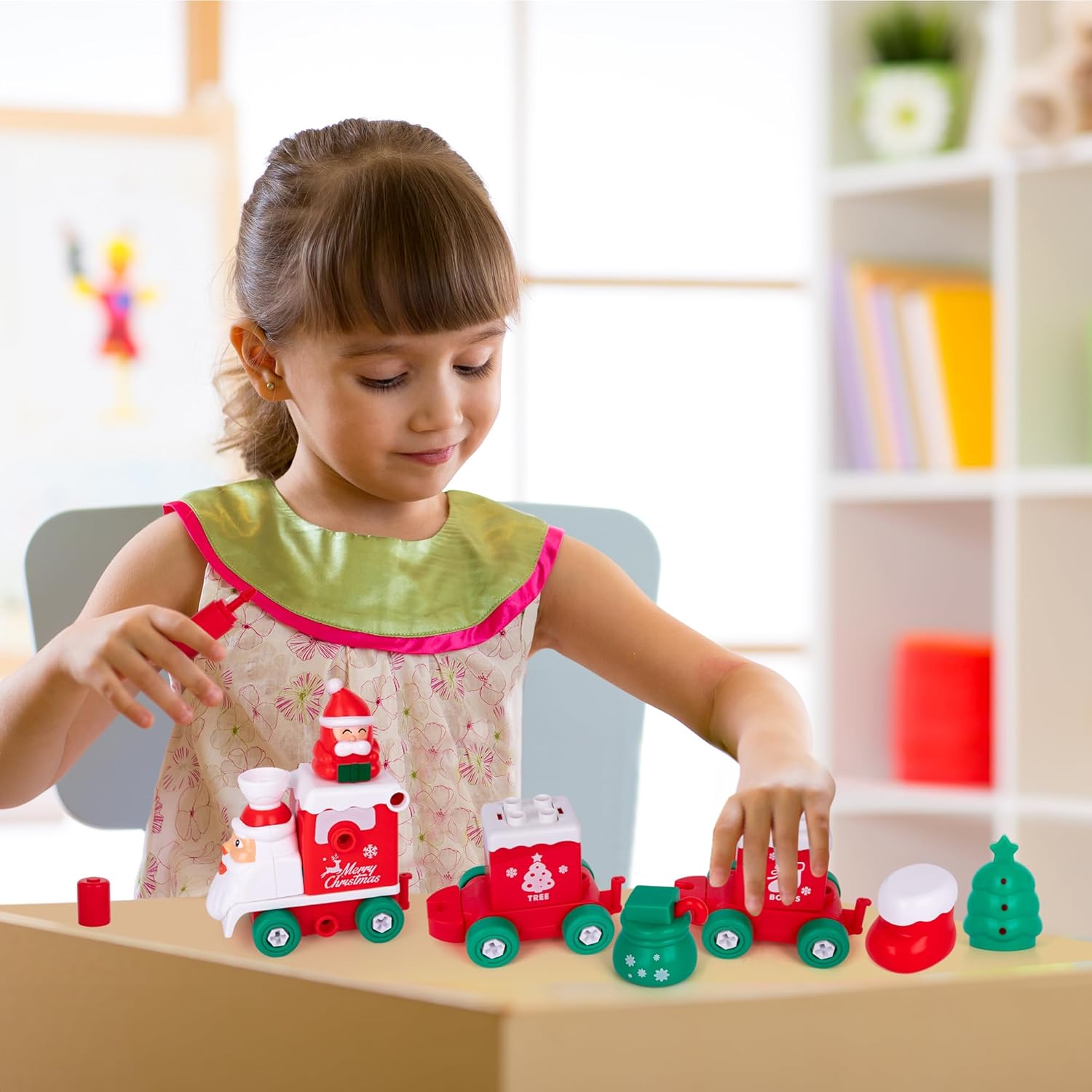 ArtCreativity Transforming Santa Toy - 73 PC Toy Santa with STEM Building Feature - Santa Train Toy for Boys 5 6 7 8 9 10 11 12 - Fun Christmas Stocking Stuffer for Kids
