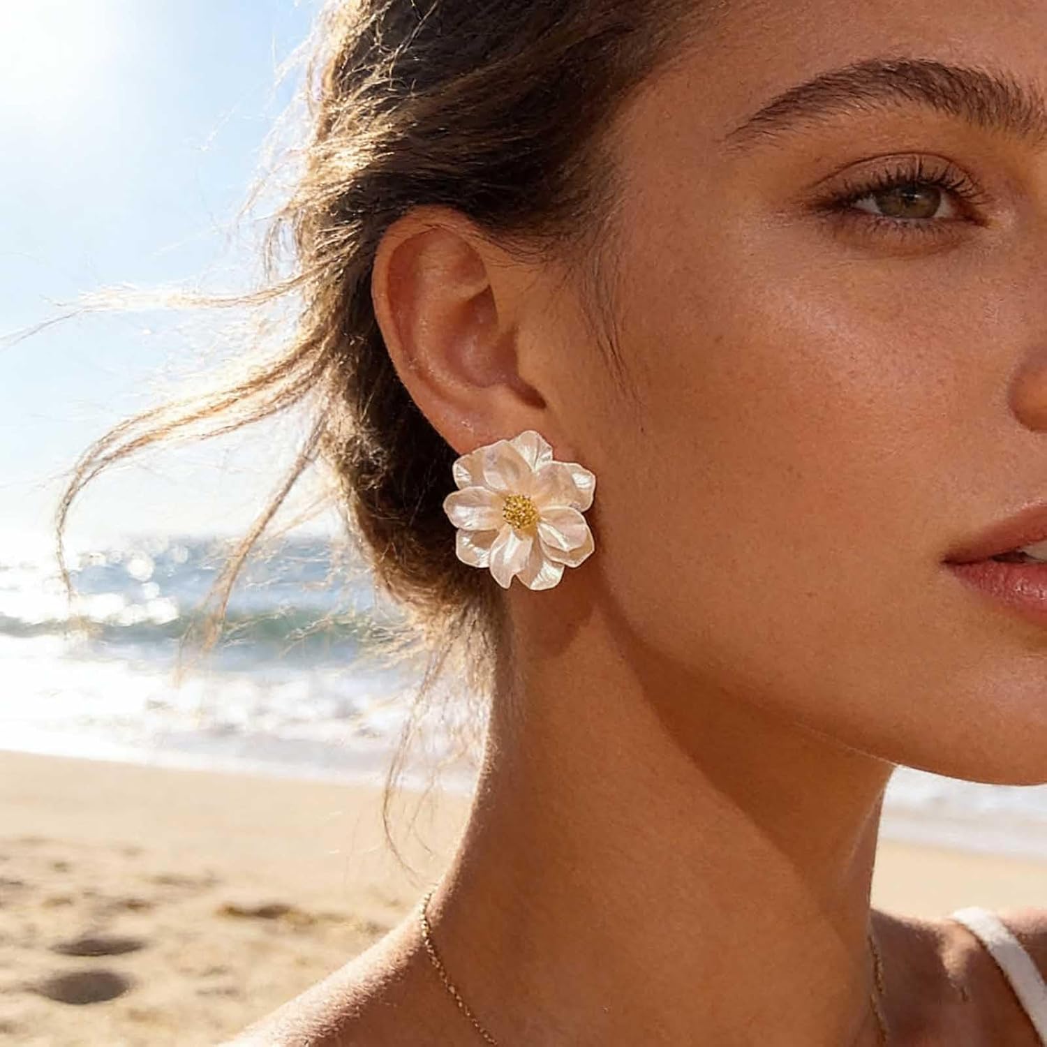 Bohemian Enamel Flower Stud Earrings White Camellia Flower Earrings Acrylic Floral Statement Earring Vintage Chunky Floral Earring Jewelry for Women - Image 5