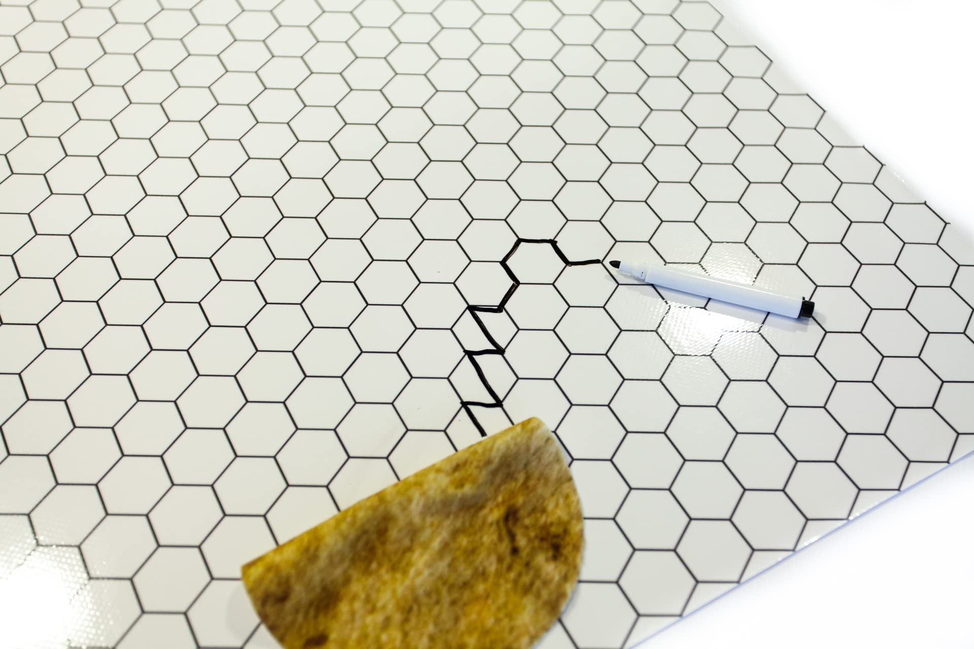 Dry-Erase RPG mat 80x80cm with hex Grid - Dry Wipe battlemat for Role Playing Games, Dungeons and Dragons (D&D), Pathfinder - White