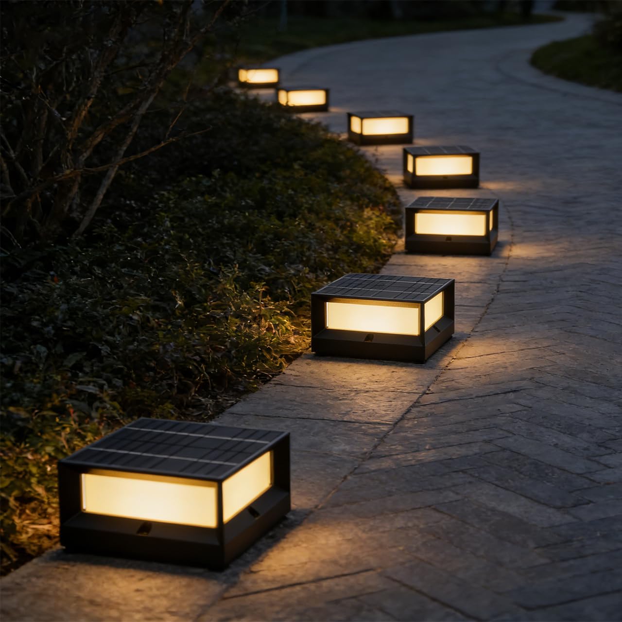 Lampada Solare da Esterno per Pilastro, Lampioni da Giardino Esterno Solari con Telecomando, 5400mAh & 3 Colore, IP65 Impermeabile Lampione da Giardino in Alluminio, Nero