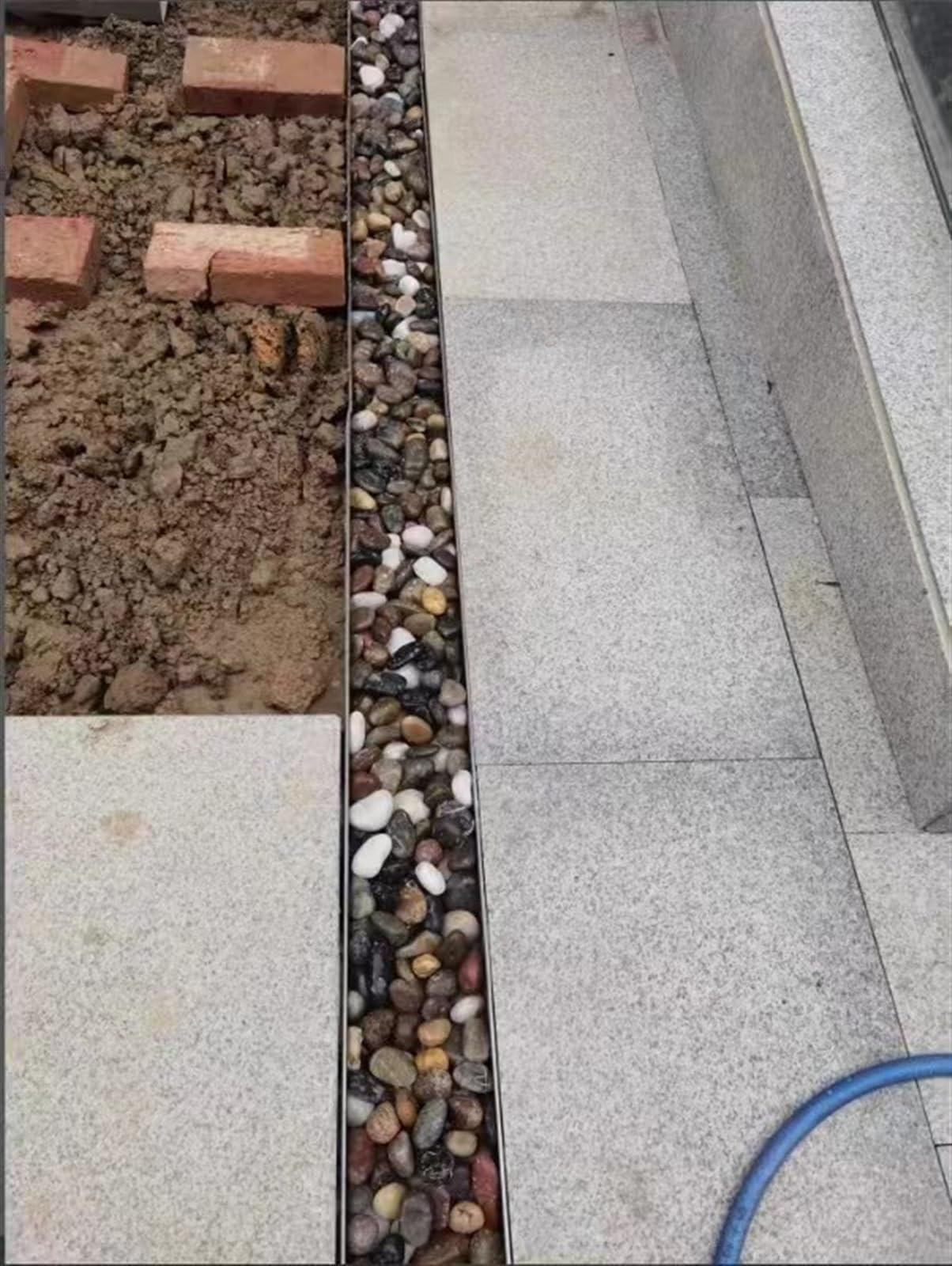 Rejilla de Drenaje para Zanja, Drenaje Exterior de 1 Metro con Rejilla metálica - Sumidero en Forma de U para entradas de vehículos de hormigón, macizos de Flores, guijarros y Piedras, Kit d