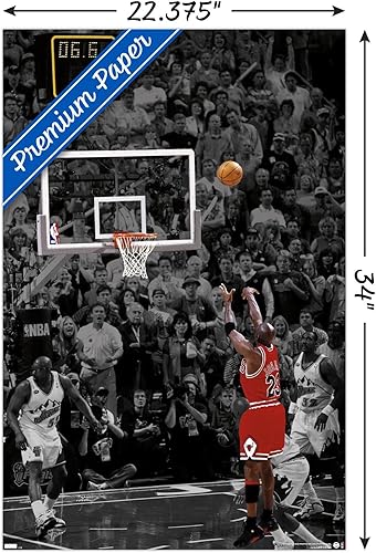 Miniatura 3 de Trends International Michael Jordan - Póster de pared The Shot, 34 pulgadas de largo x 22.4 W, paquete de póster y clip prémium