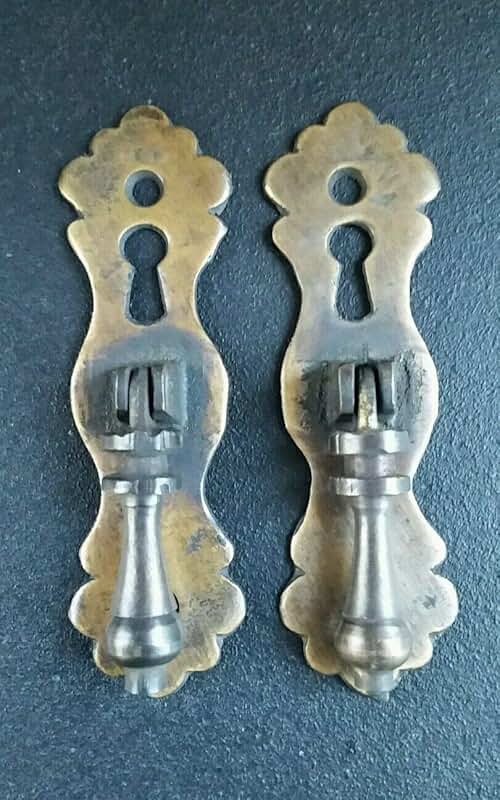 teardrop drawer pulls