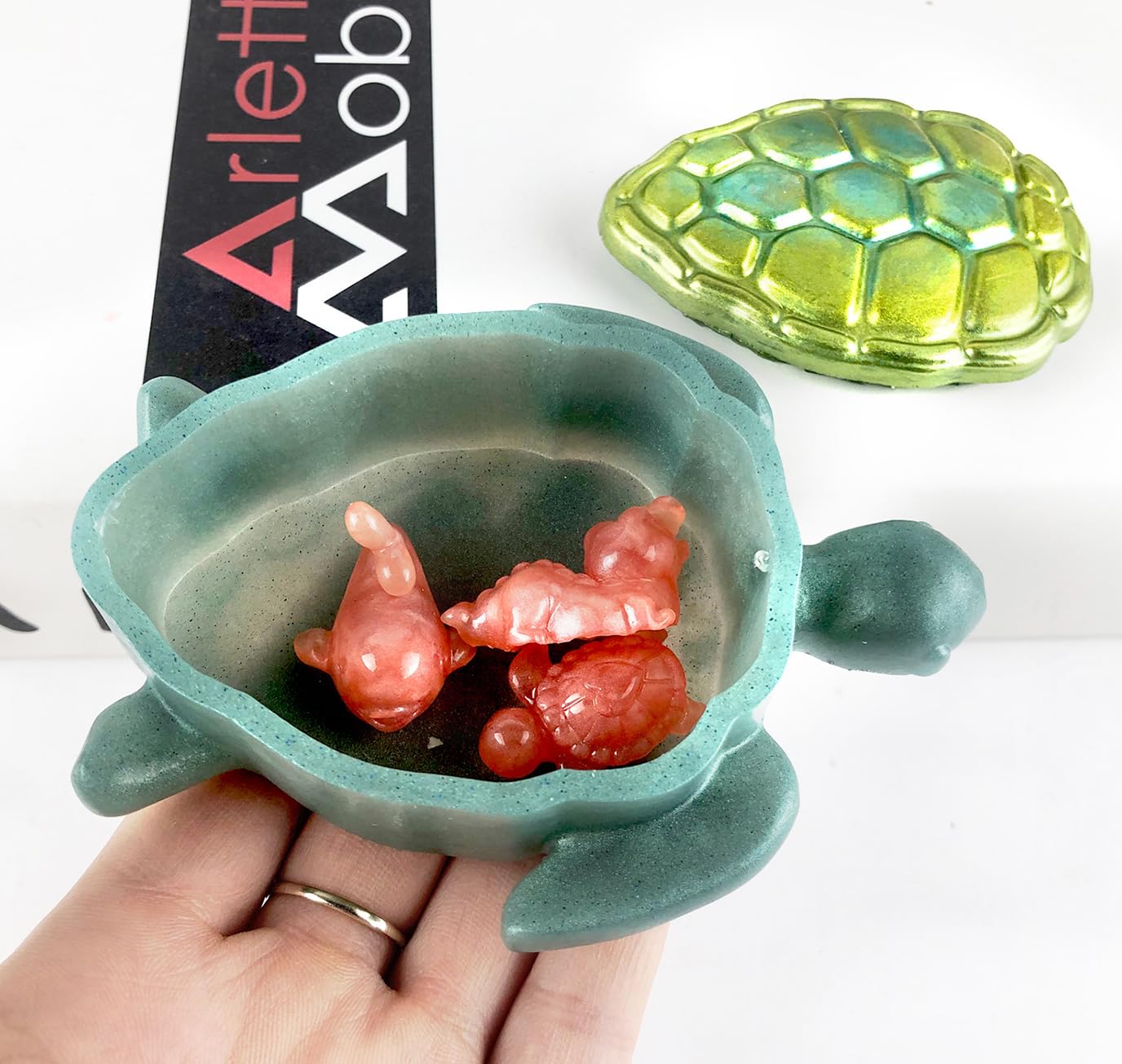 カメ  小物入れ   メキシコ製 Amazon.co.jp: かわいい亀の箱 蓋付き エポキシ型 DIY 小さな小物入れ