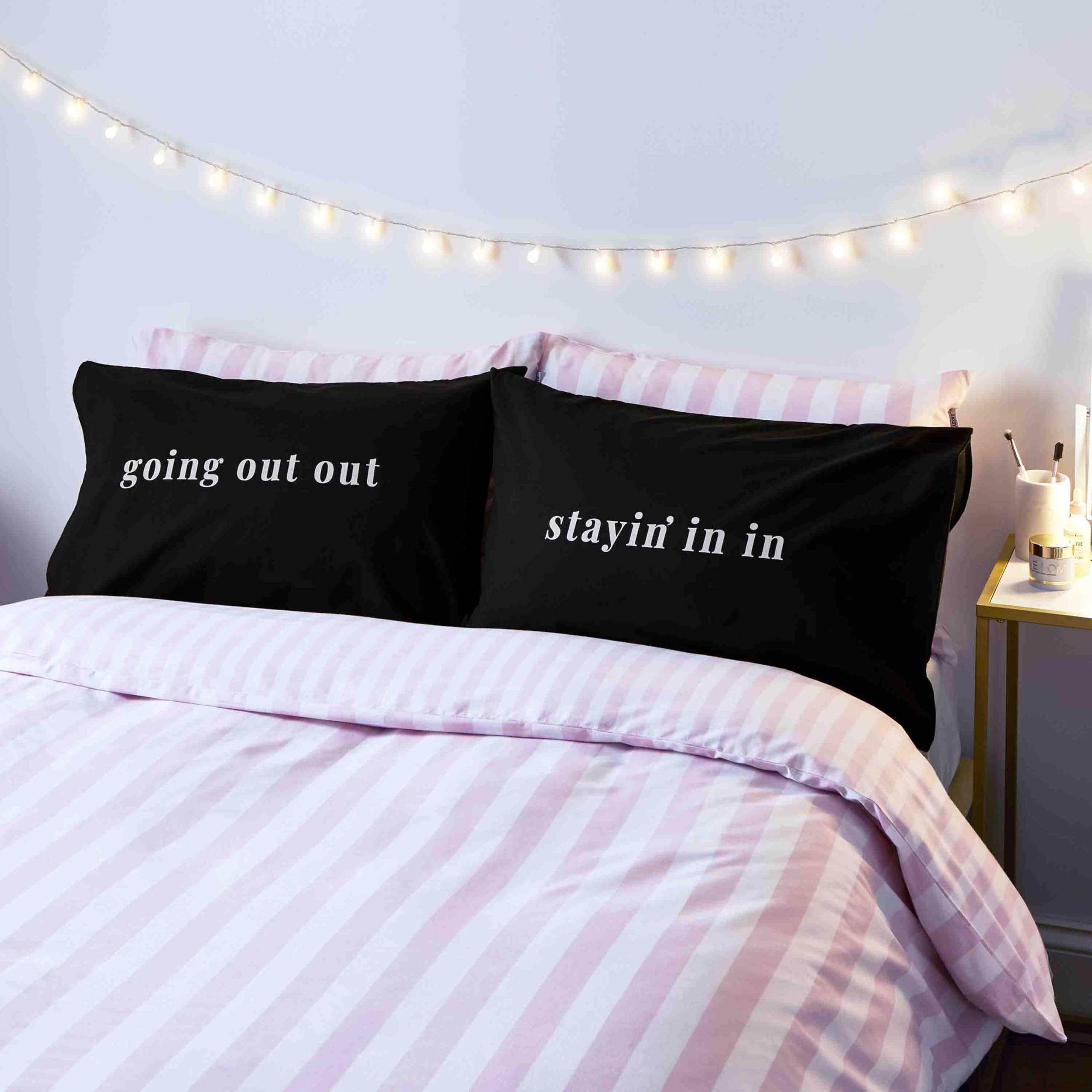 Sassy BStay In Go Out Standard 50x75cm Pack of 2 Pillow cases with envelope closure Black