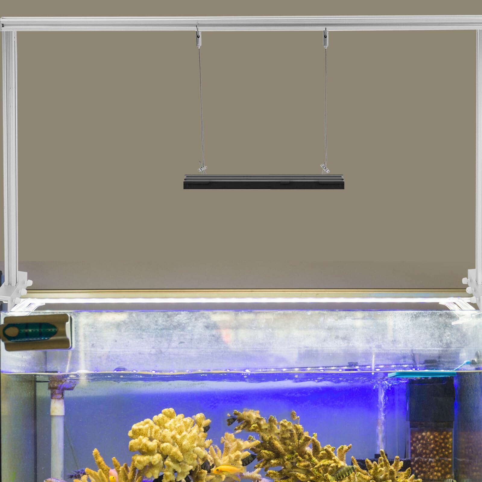 HANABASS Aquarium Hängehalterung 80cm Aluminiumlegierung Beleuchtungshalter für Süßwasser Aquarien Pflanzen Zubehör mit Stabiler Basis