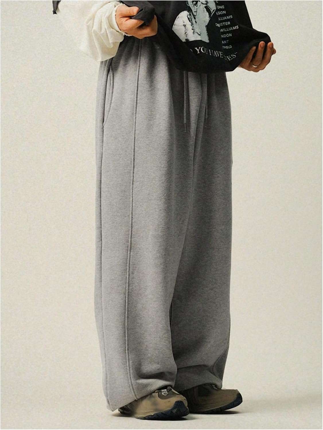 SHENHE Men's Y2k Baggy Sweatpants Wide Leg Drawstring Workout Preppy Sweat Pants with Pockets - Image 3