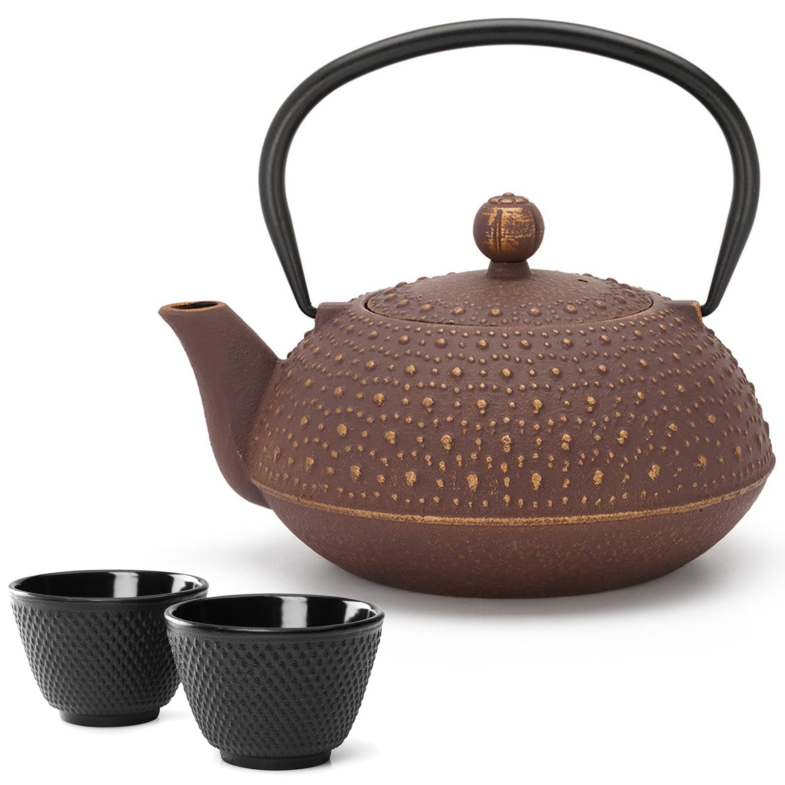 Bredemeijer Teekanne 0.9 Liter - kleine lila Asia Gusskanne im Set mit 2 Teebecher aus Gusseisen inkl. Edelstahl-Tee-Filter-Sieb Einsatz