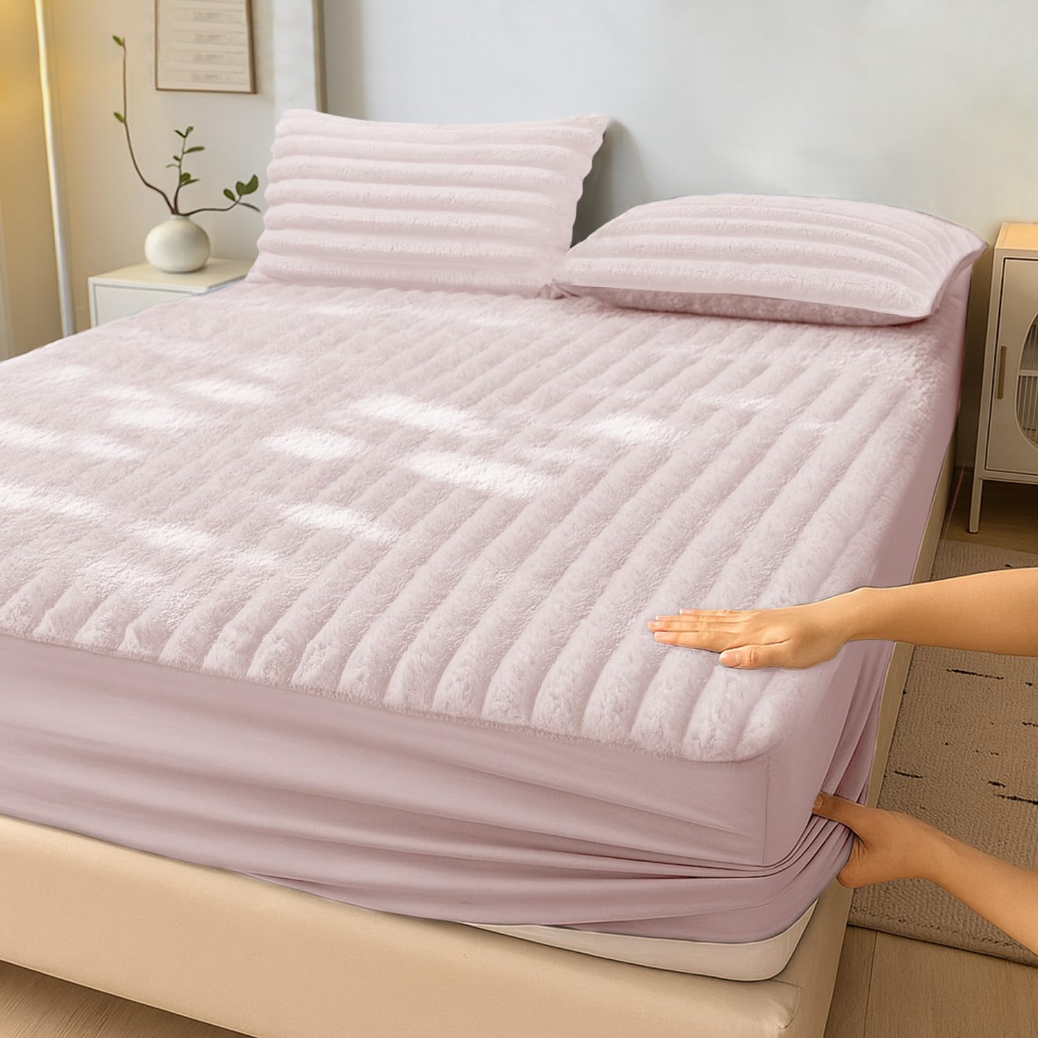 Velosso Teddy Fleece Double Fitted Sheet, Washable Super Soft Ribbed Texture Bed Sheet, 40 cm Deep Pocket with Elasticated Corners - Blush