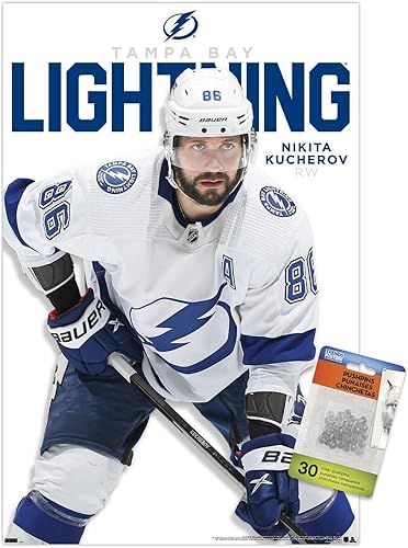 Trends International NHL Tampa Bay Lightning - Póster de pared de la serie 23 de Nikita Kucherov, 14.72 x 22.37 pulgadas, paquete de póster premium
