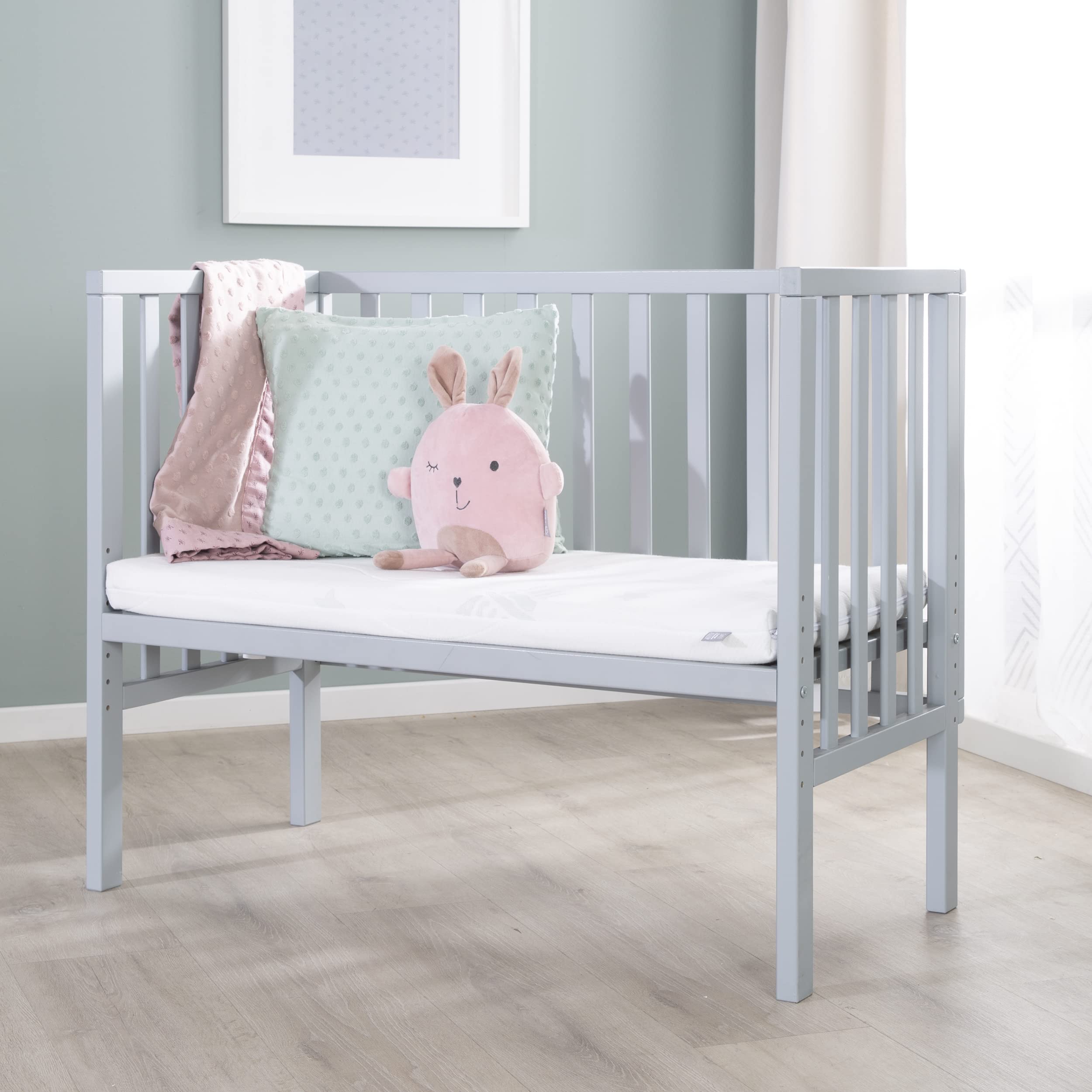 roba Lettino Co-sleeping 2 in 1, Inserto safe asleep 45 x 90 cm e Barriera, Adatto a Tutte le Altezze dei Letti dei Genitori, dalla Nascita, Trasformabile in Panca, Legno Laccato Grigio