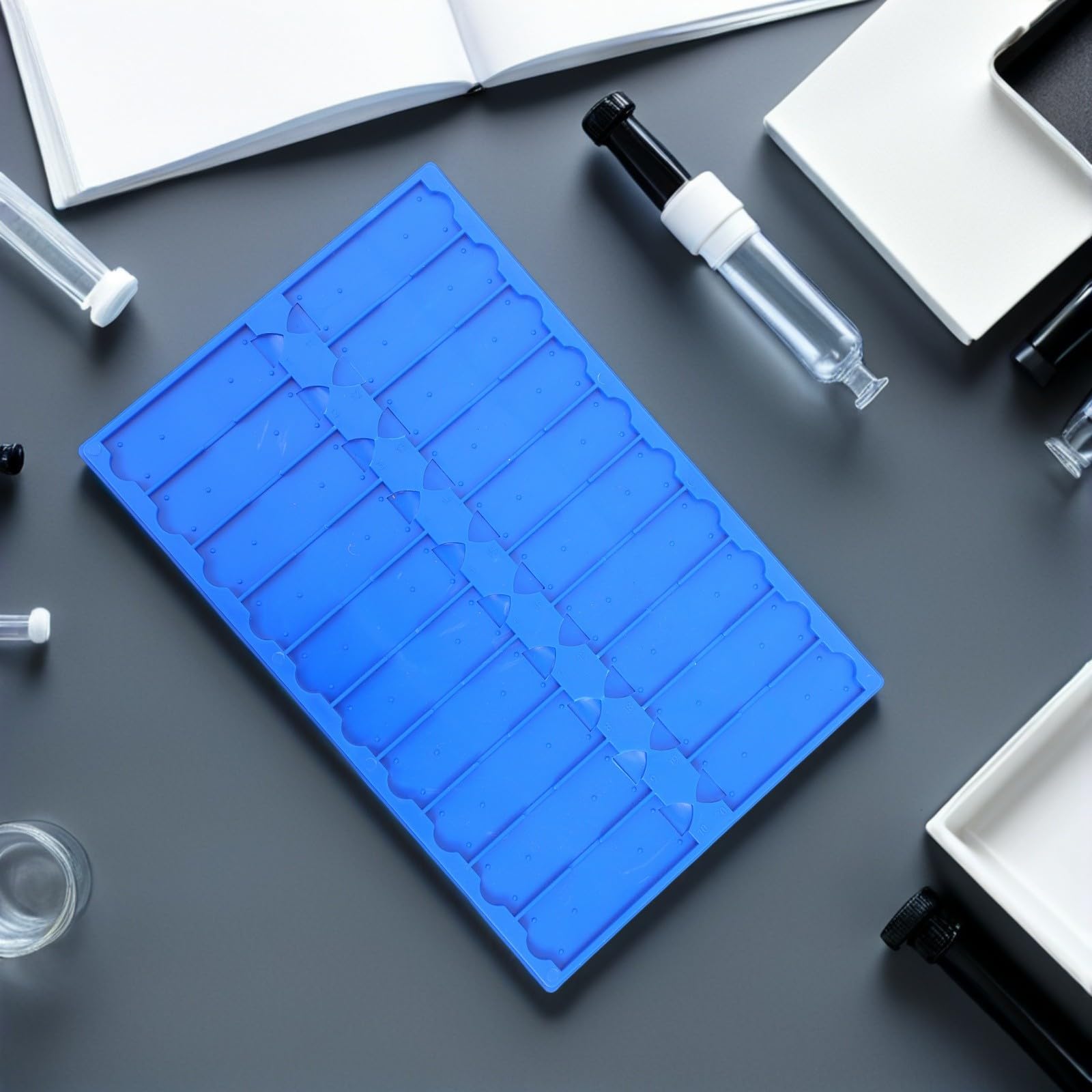 2 Pezzi Vassoio Asciugatura per Vetrini da Microscopio in Plastica Blu Design Multifessura per Asciugatura Simultanea e Fissaggio Sicuro in Osservazioni Cellulari