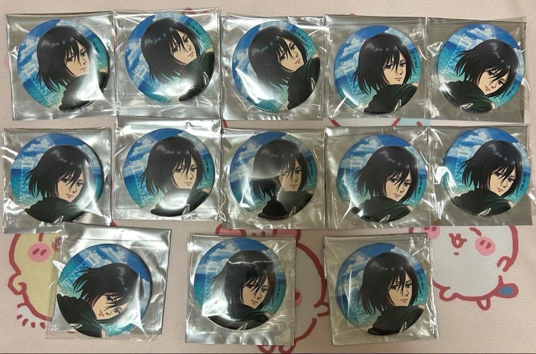 カラオケの鉄人 ミカサ 13点セット 進撃の巨人 ミカサ 缶バッジ