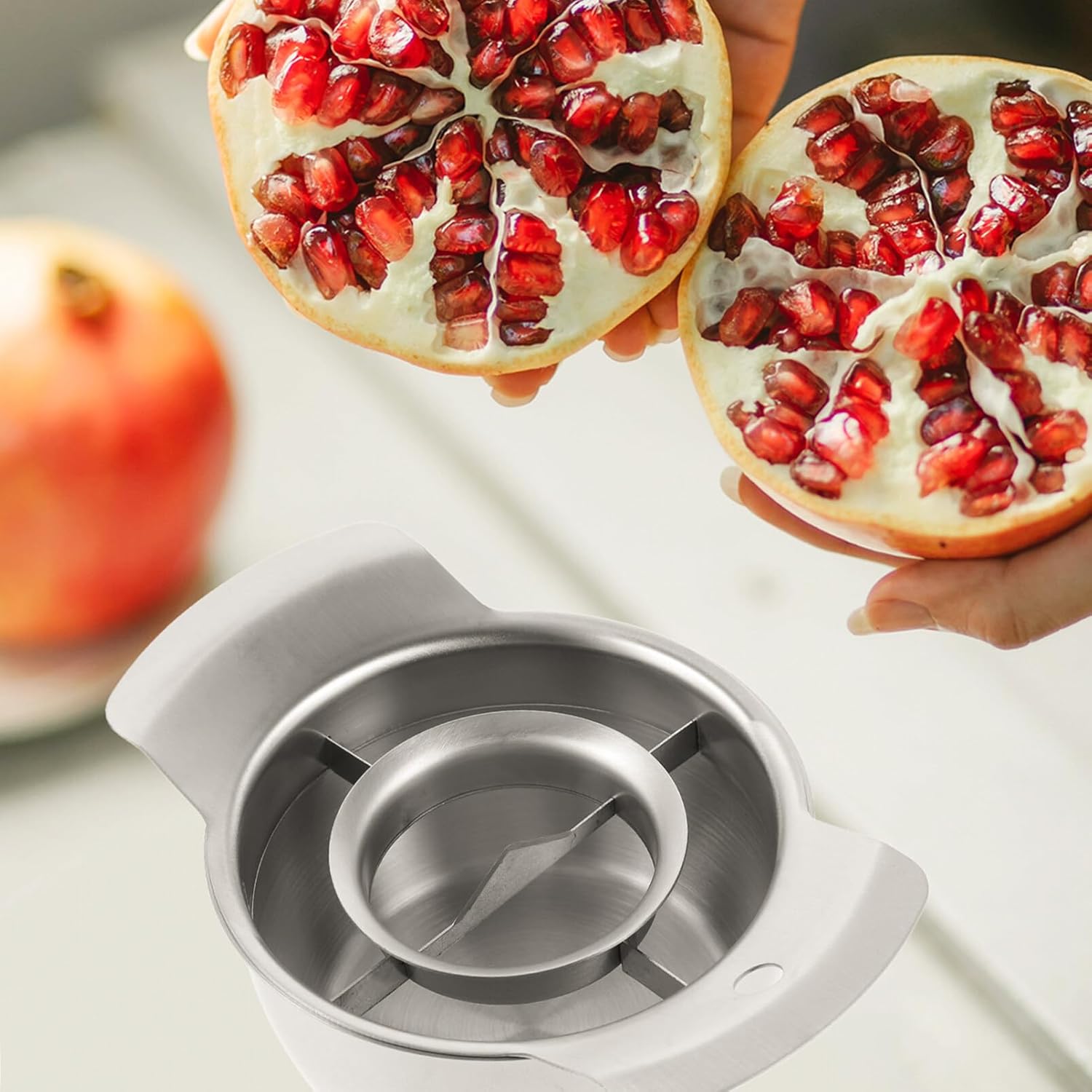 Kichvoe Pomegranate Peeler Non-slip Pomegranate Deseeder Peeling Tool with Stainless Steel Bowl Pomegranate Arils Removal Tool Kitchen Gadget for Home Fruit Shop