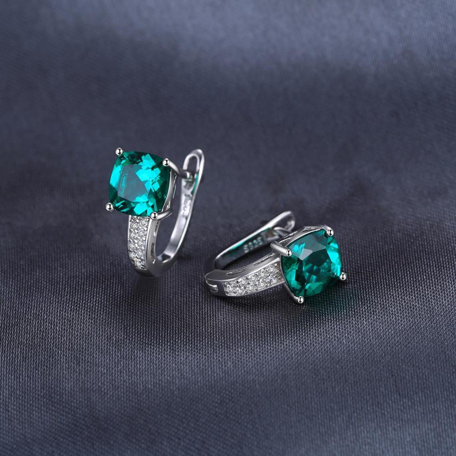 SALAN Pendientes De Clip De Plata De Ley 925 con Esmeralda Verde Simulada De Corte Cojín para Mujer Pendientes Huggie De Piedras Preciosas De Moda