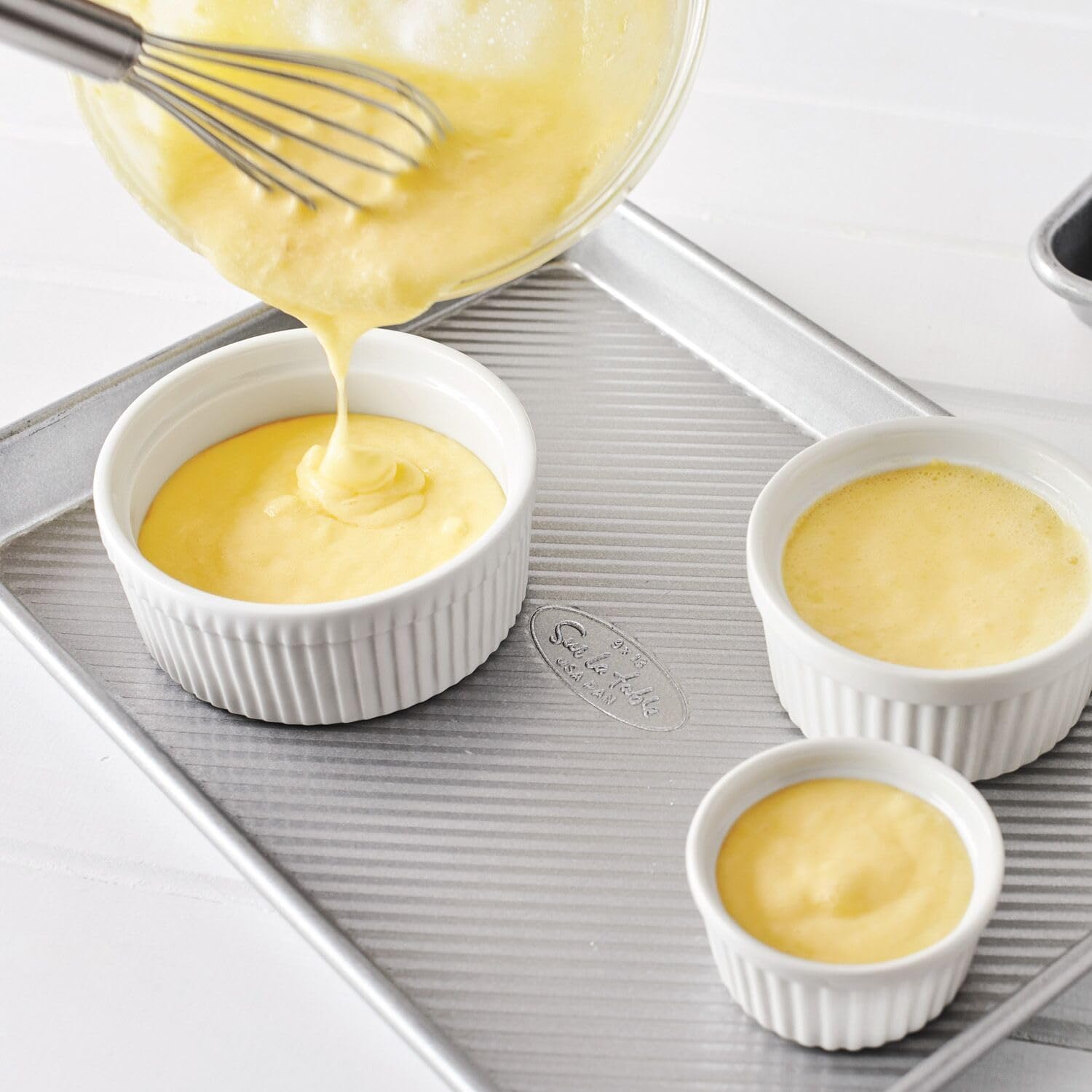 Sur La Table Platinum Pro Quarter Sheet Pan – Commercial-Quality Aluminized Steel Bakeware, 12.5" x 9" Nonstick Corrugated Surface, Even Heat Distribution, Rust & Warp Resistant