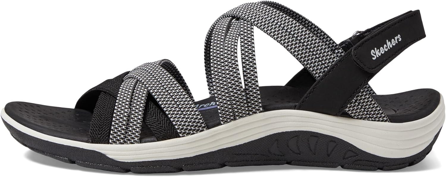 Skechers womens Reggae Cup - Love Wins