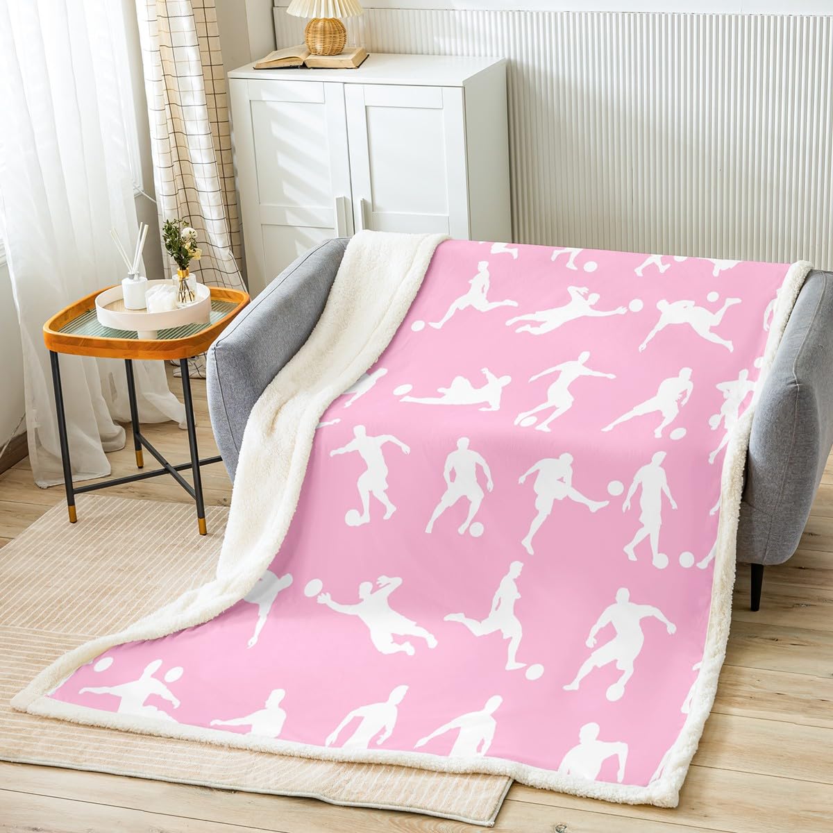 Homemissing Football Fleece Throw Blanket 40x50Inch Kids Soccer Player Plush Blanket for Bed Sofa Boys Girls Teens Pink Ball Gaming Sherpa Blanket Fashion Sports Theme Fuzzy Blanket Home Decor
