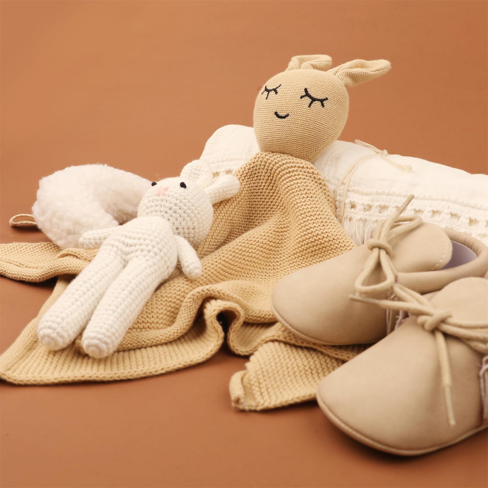 5-teiliges Baby-Set mit Baumwolldecke, beruhigendem Handtuch, Häkelspielzeug und Zubehör für Neugeborene