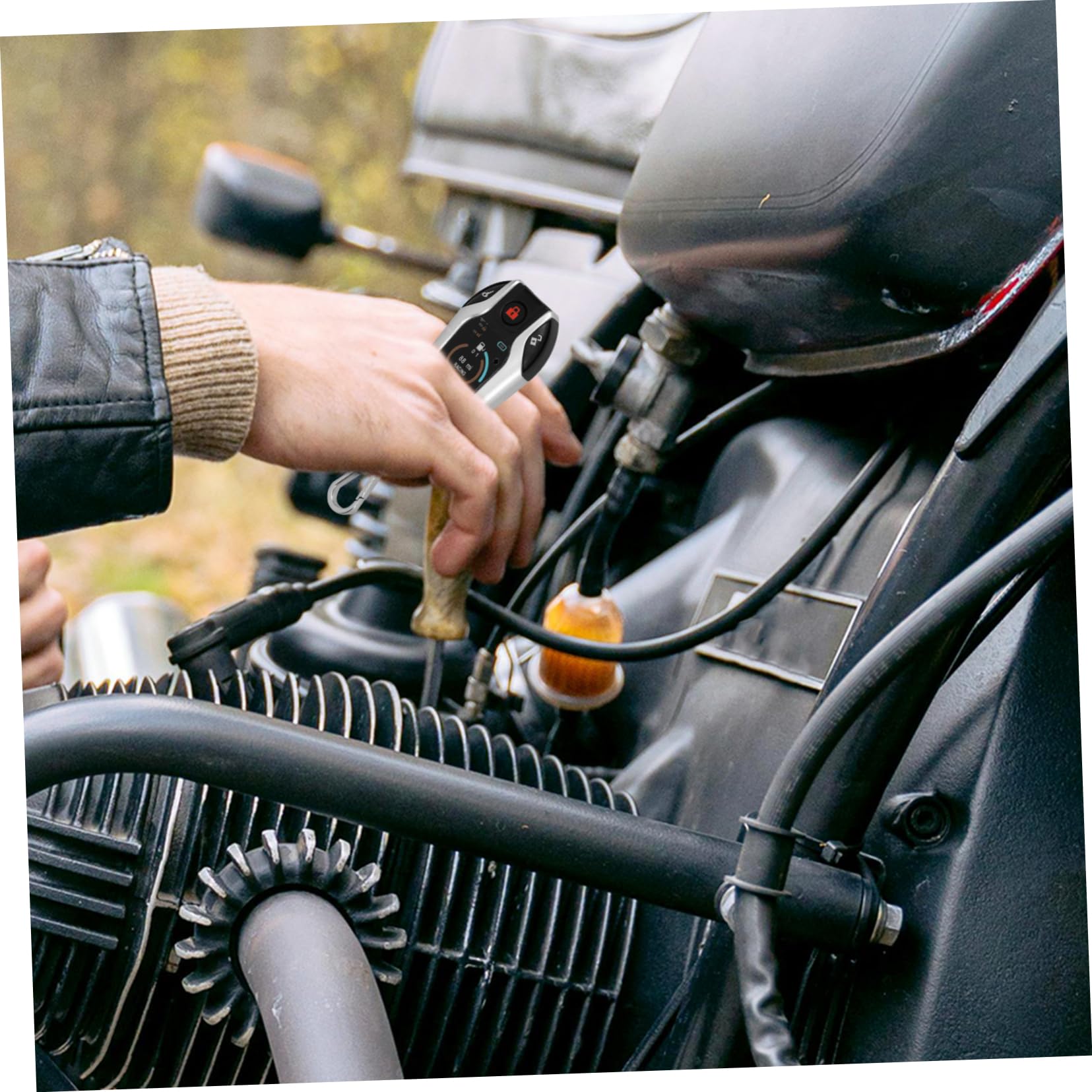 Kit Antifurto per Motociclette con Funzione di Avvio e Blocco Automatico Motore con Telecomando, Dispositivo di Sicurezza in Plastica