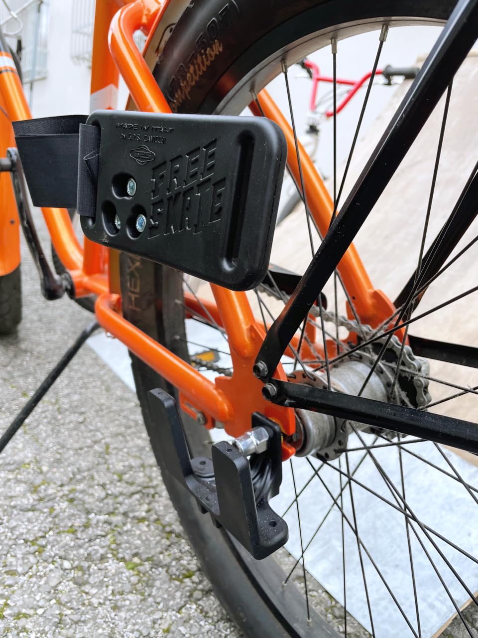 Porta Skateboard per Bicicletta Longboard surfskate Snowboard Accessori Bike Skate Holder