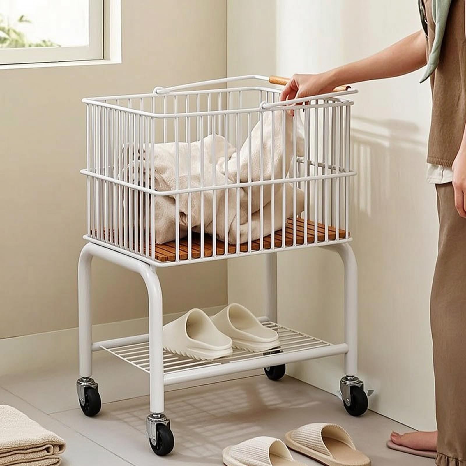 Carrello con Cesto in Metallo Mobile Carrello Organizer con Ruote Multistrato Scaffale Portaoggetti per Bagno, Silver