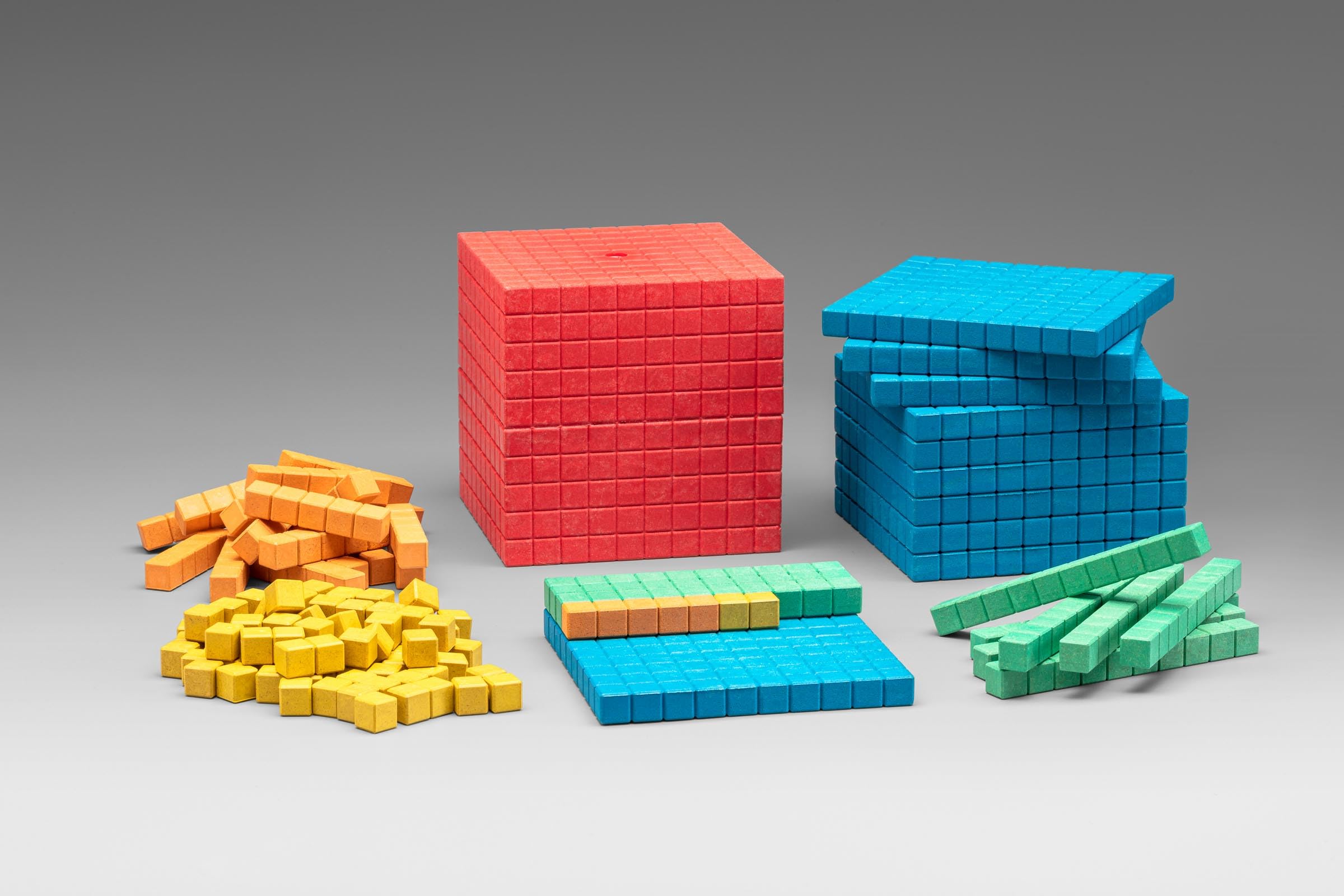 WISSNER® AKTIV lernen - Ensemble de calcul décimal coloré, 121 pièces, en boîte Carton - RE-Wood®