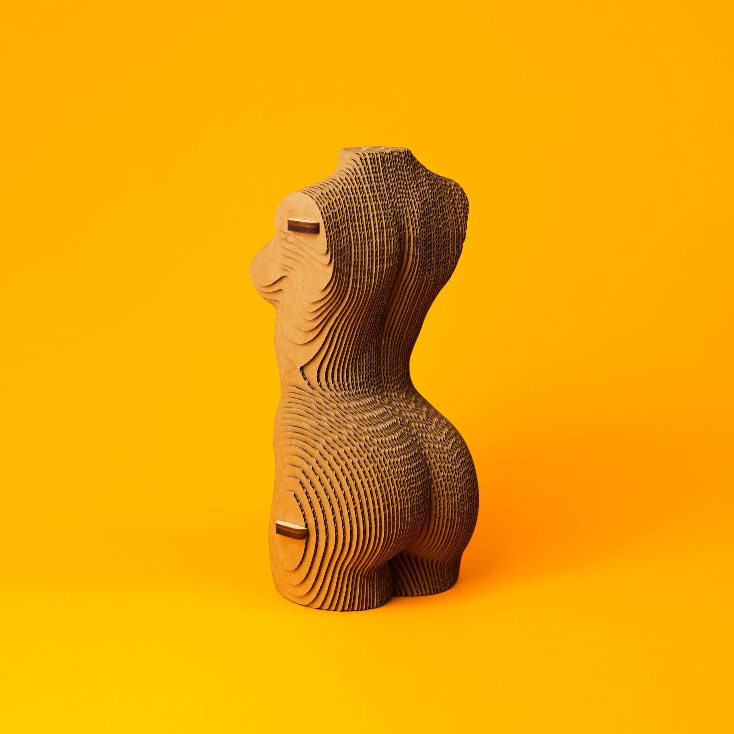 Weiblicher Torso 3D-Puzzle aus Karton – Skulptur-Bausatz