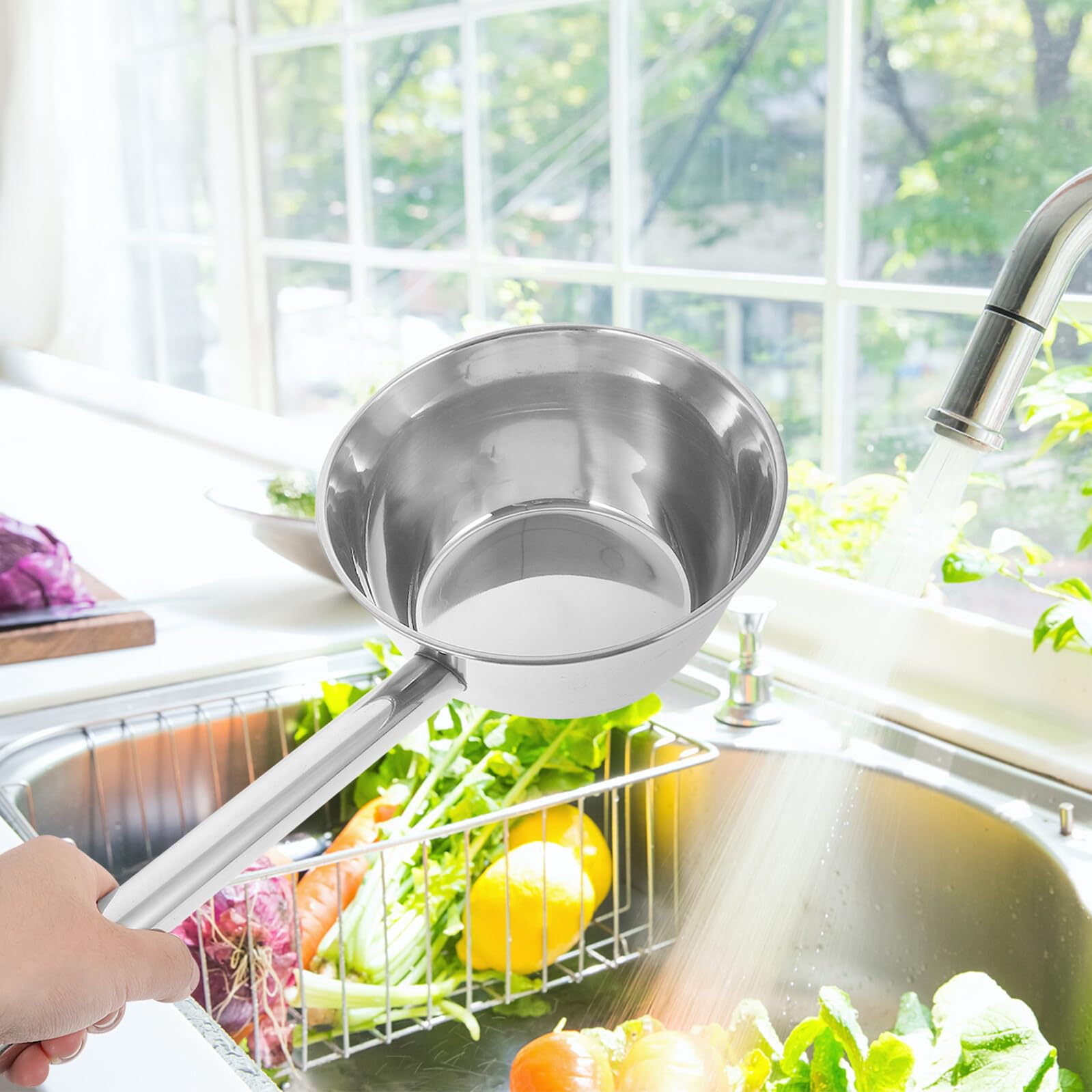 Edelstahl Suppenkelle mit Langem Griff Bruchfest Ergonomisch Geformt Vielseitig für Küche Kantine Garten Leicht zu Reinigen Robust und Langlebig