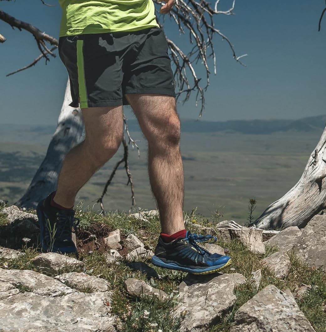 Under Armour 1382943-1-LG Unisex UA Performance Tech 3-Pack Quarter Socks Black LG