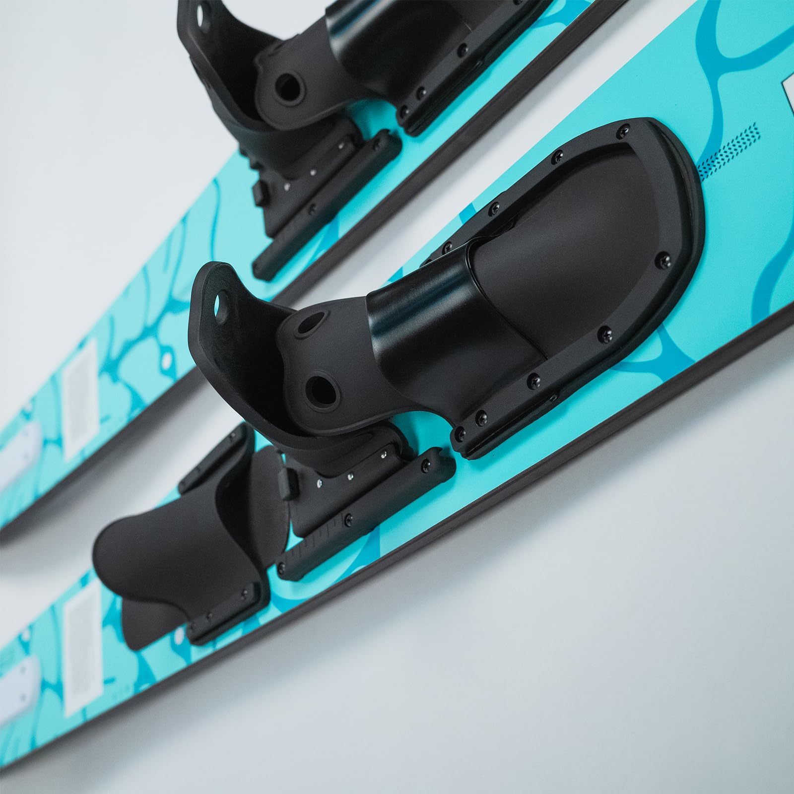 MESLE Strato 170 cm Set di Sci Nautico con Gilet Promo + Corda, Attrezzatura da Sci combinata per Principianti e avanzati per Giovani e Adulti, Colori: Blu, Lime, Rosso.