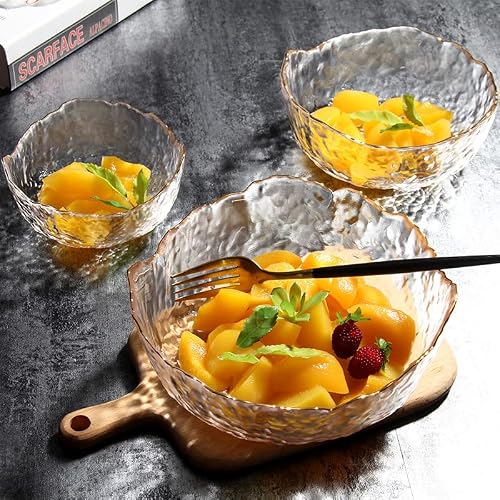SYXLTSH Glass Salad Bowl, Fruit Bowl Flower Shape, Serving Bowls, Bowl Dish Plate for Decorative Home, Kitchen, Mixing, Candy, Nut, Snack, Dessert, Ice Cream (Crystal Clear with Gold Rim, Medium)