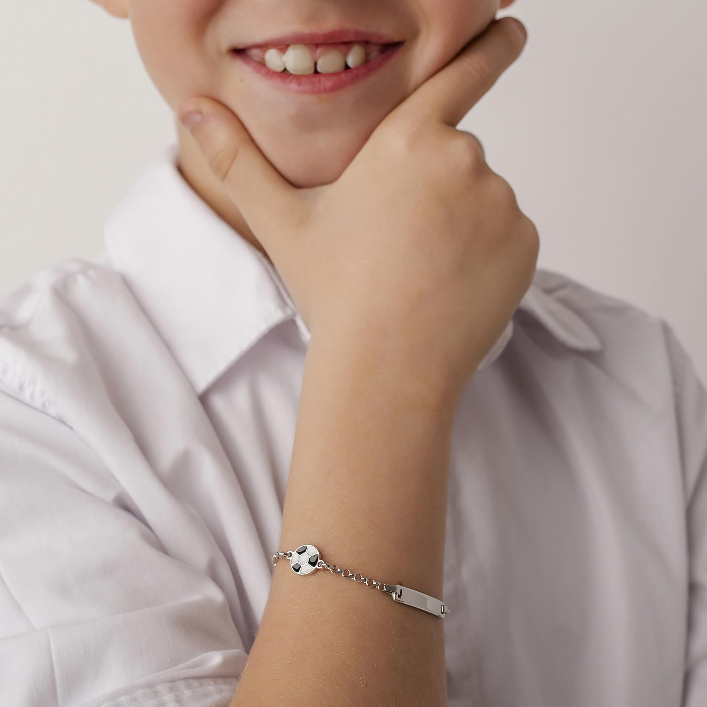 Sakrami Bracciale in Argento 925 + Piastrina Personalizzabile con Nome + Pallone da Calcio Smaltato + Idea Regalo Bambino + Braccialetto Sportivo per Nascita, Battesimo, Comunione, Compleanno