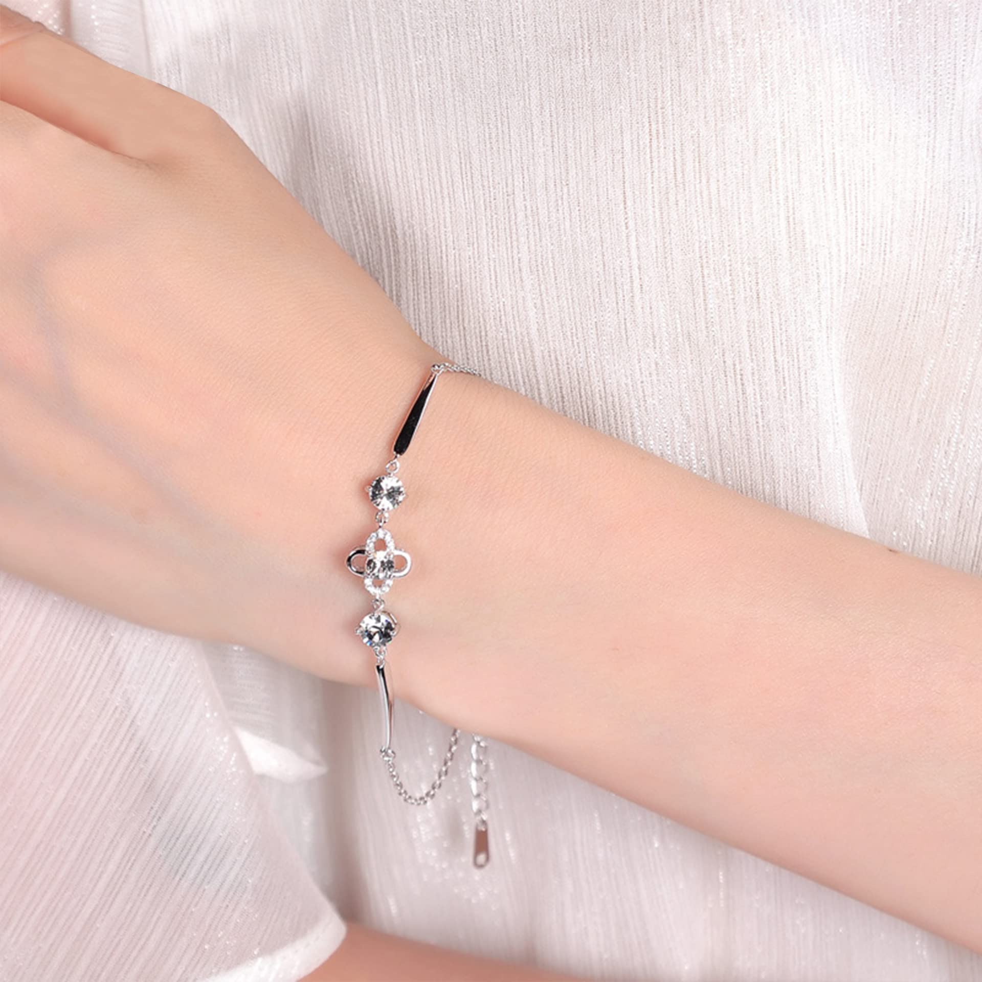 Frauen Mädchen Armband 925, einfache, Aber Elegante, glückliche Vier-Blatt-Klee-Armreifen, einstellbare Handverbindung, Kettenerweiterung