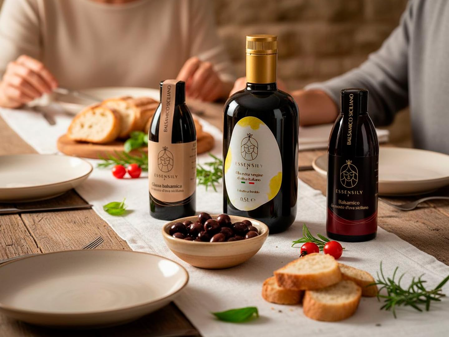 Coffret Gourmet Sicile : Huile d'Olive Extra Vierge Essensily 500ml, Vinaigre Balsamique Sicilien et Crème de Balsamique 200ml – Idée Cadeau Gastronomique – Box Dégustation Made in Sicily
