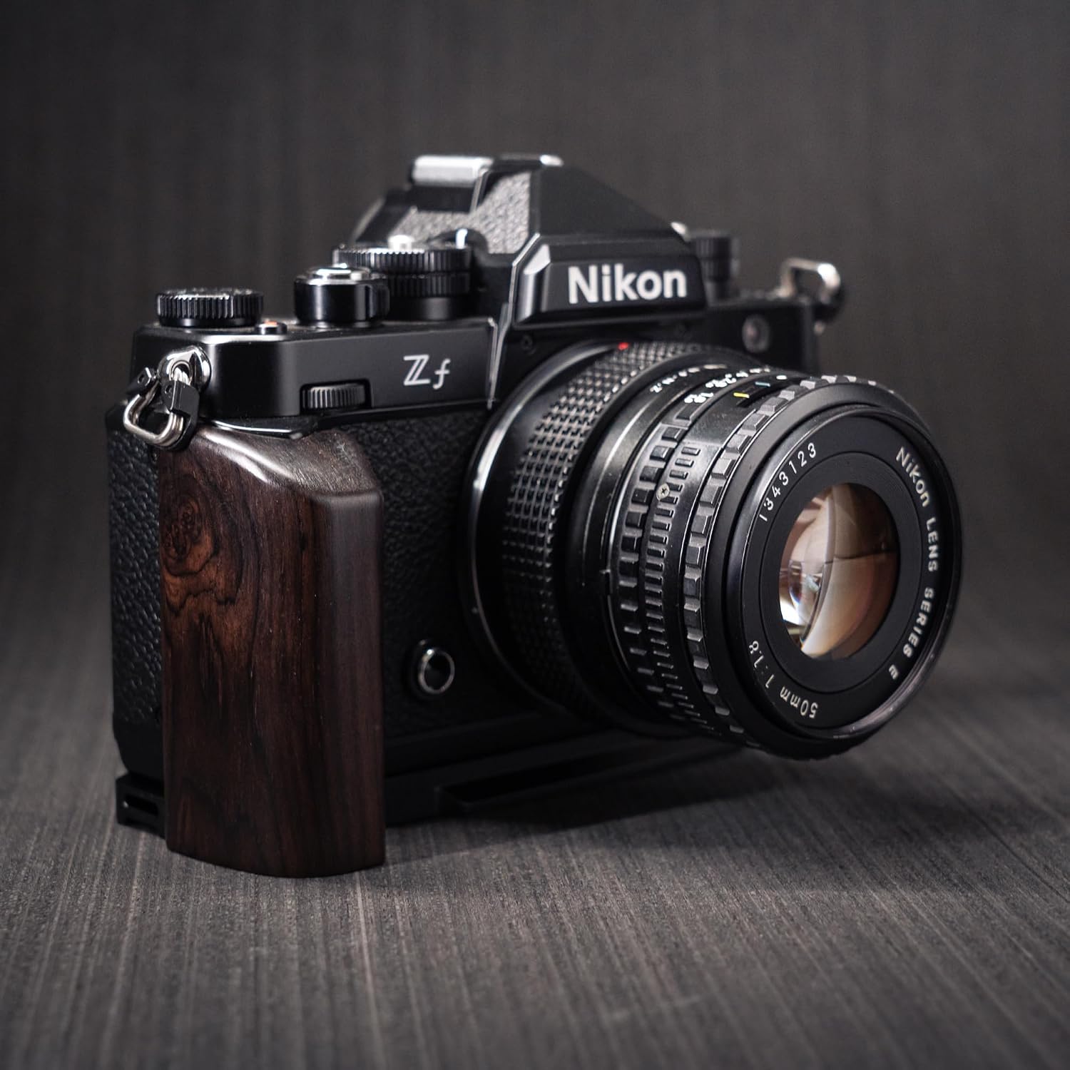 Wooden Wood Hand Grip + Aluminum Alloy Baseplate QR L Handle for ZF Camera (Ebony)