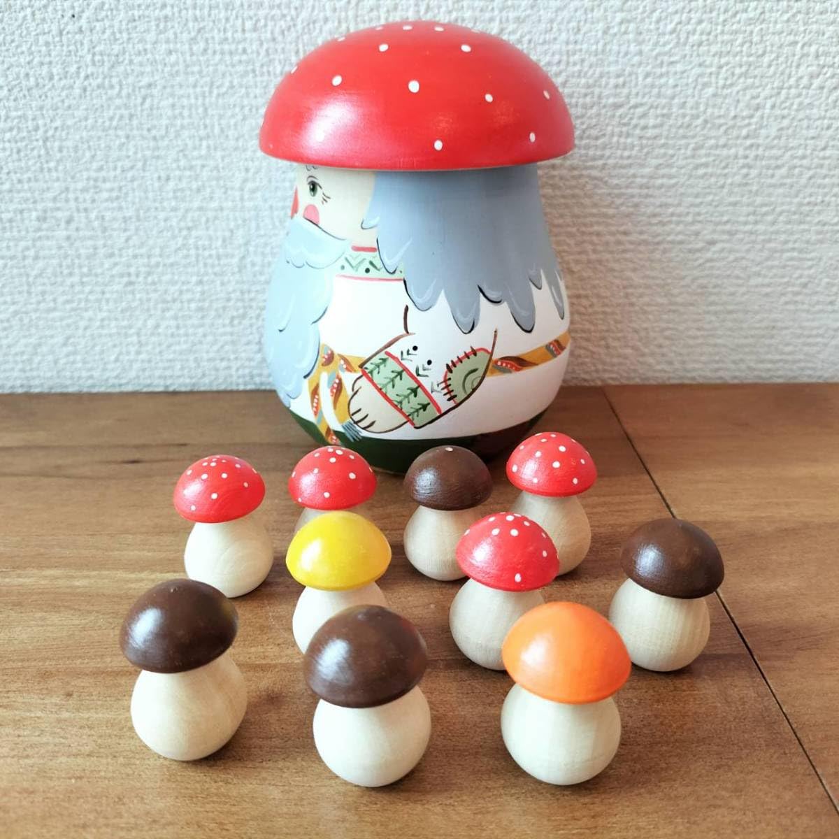 ロシア雑貨☆マッシュルーム型box キノコの小物入れ マトリョーシカ オリガ作 ロシア きのこ 置物 ボックス 入れ物 ノリンスク マトリョーシカ