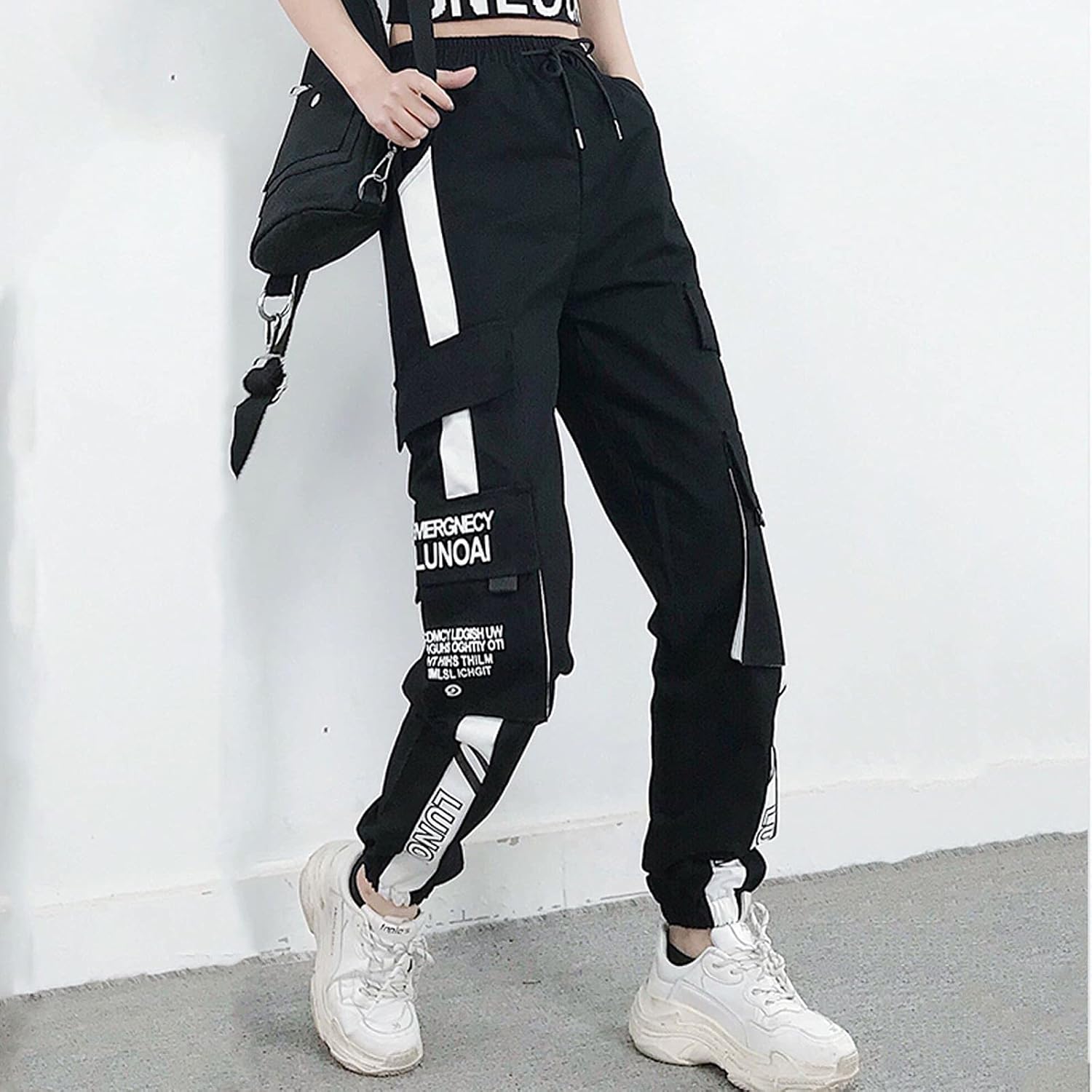 MEINVQIAOTI Black Cargo Pants for Women Straight Hip-hop and Thin Casual Techwear Women Baggy Pants - Image 2