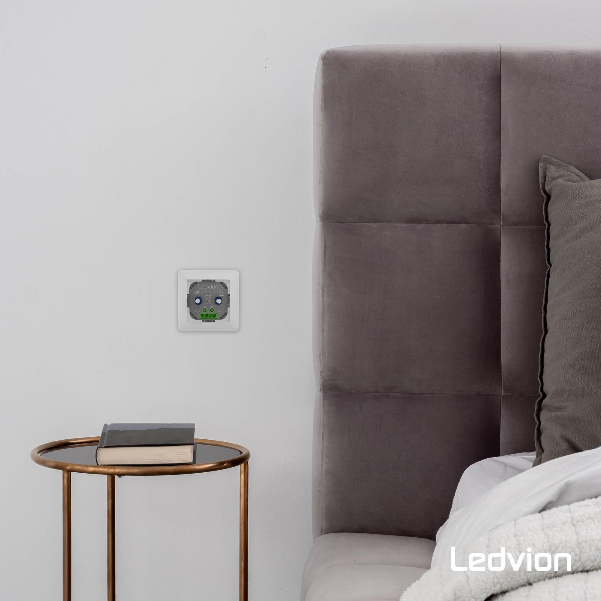 Ledvion LED Doppeldimmer Schalter 100W 240V weiß Abdeckrahmen dimmbar