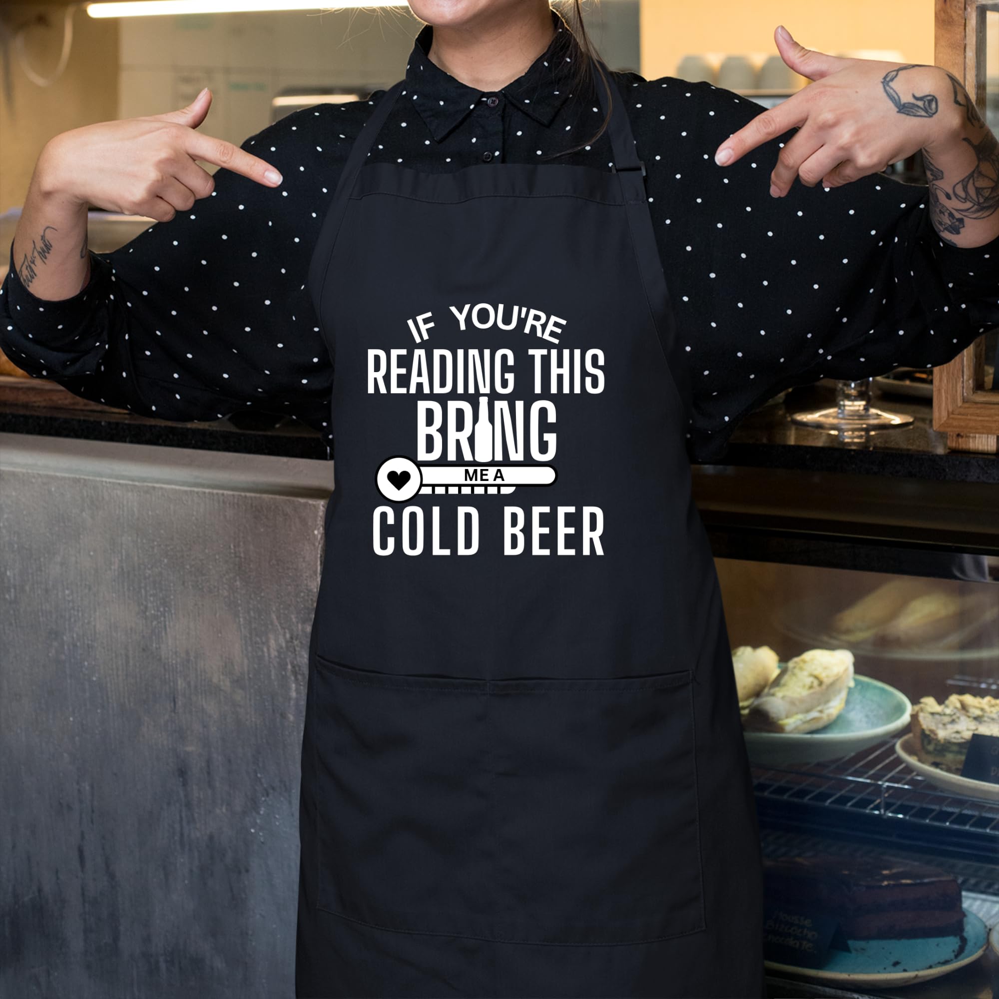 Delantales con texto en inglés "If You are Reading This Bring Me A Cold Beer para mujeres y hombres, divertido delantal impreso, regalo para ella, delantal de chef, delantal de cocina, delantal de