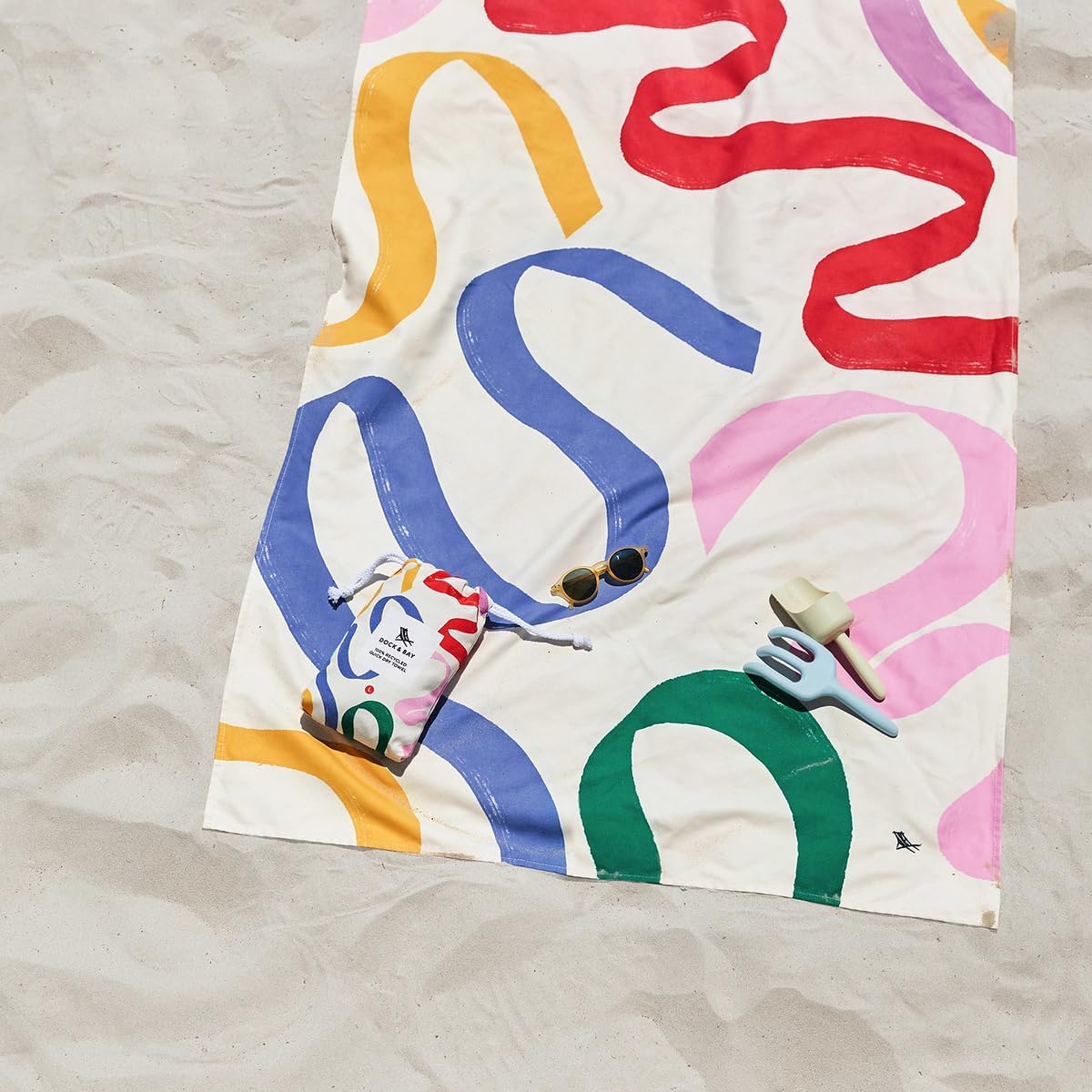 Dock & Bay Beach Towel - Quick Dry, Sand Free - Compact, Lightweight - 100% Recycled - Includes Bag - Kids - Doodle Mood, Medium (130x70cm, 51x27)