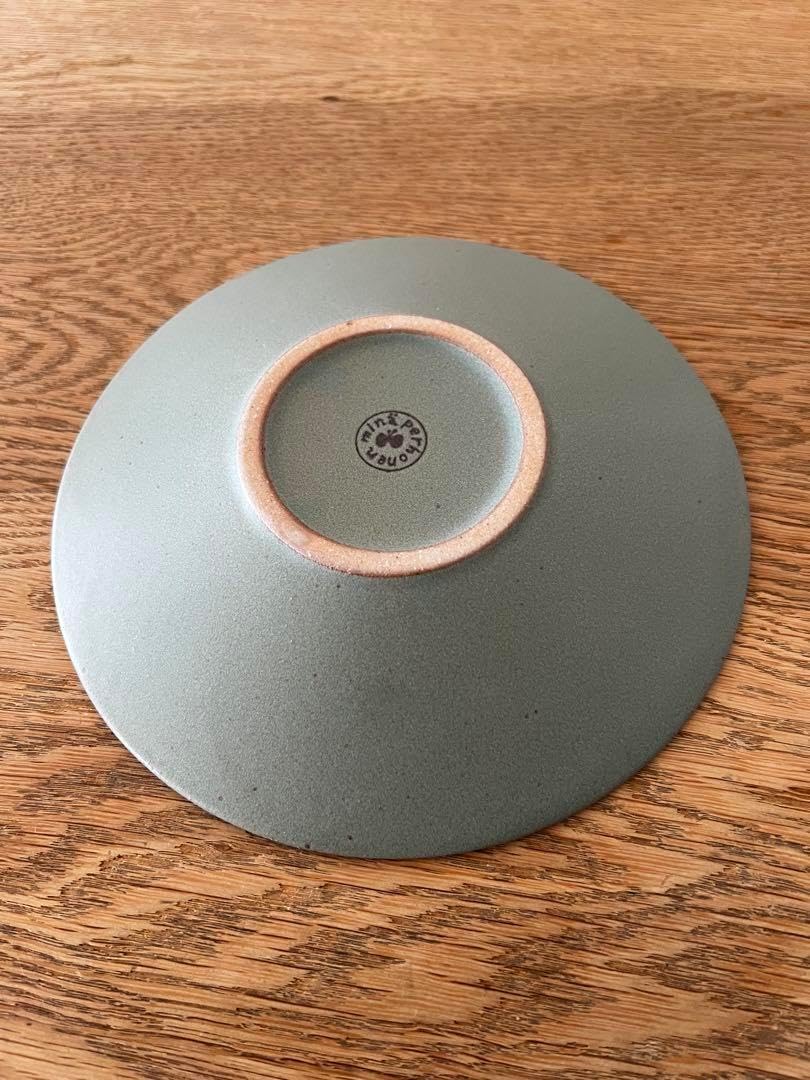 ミナペルホネン bit グリーン プレート 大 新品 未使用 タンバリン ミナペルホネン bit グリーン プレート 大 新品 未使用 タンバリン