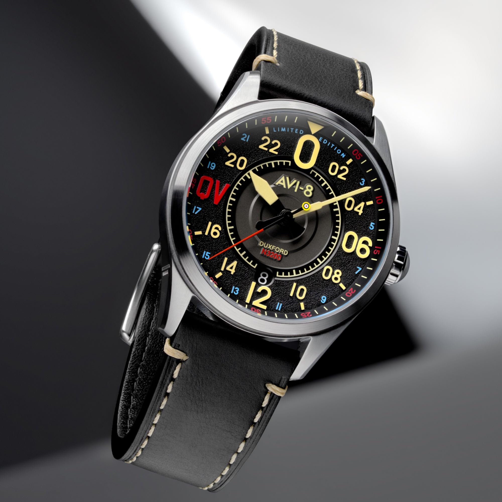 AVI-8 Spitfire N3200 Imperial War Museums - Reloj automático de edición limitada de 24 horas para hombre, 42 mm, con correa de piel AV-4149