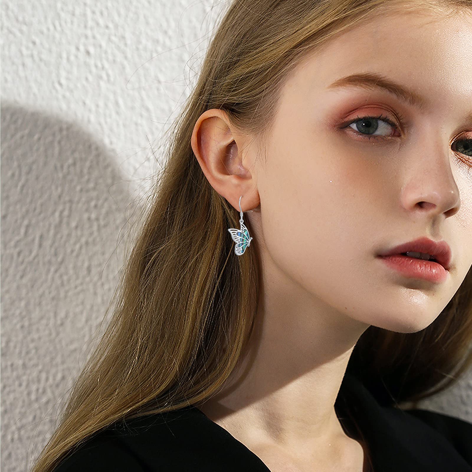 Pendientes colgantes de mariposa de plata de ley, hipoalergénicos, perfectos para orejas sensibles, regalo del día de la madre para mujeres y amantes de las mariposas, vienen con caja de regalo, 0.66