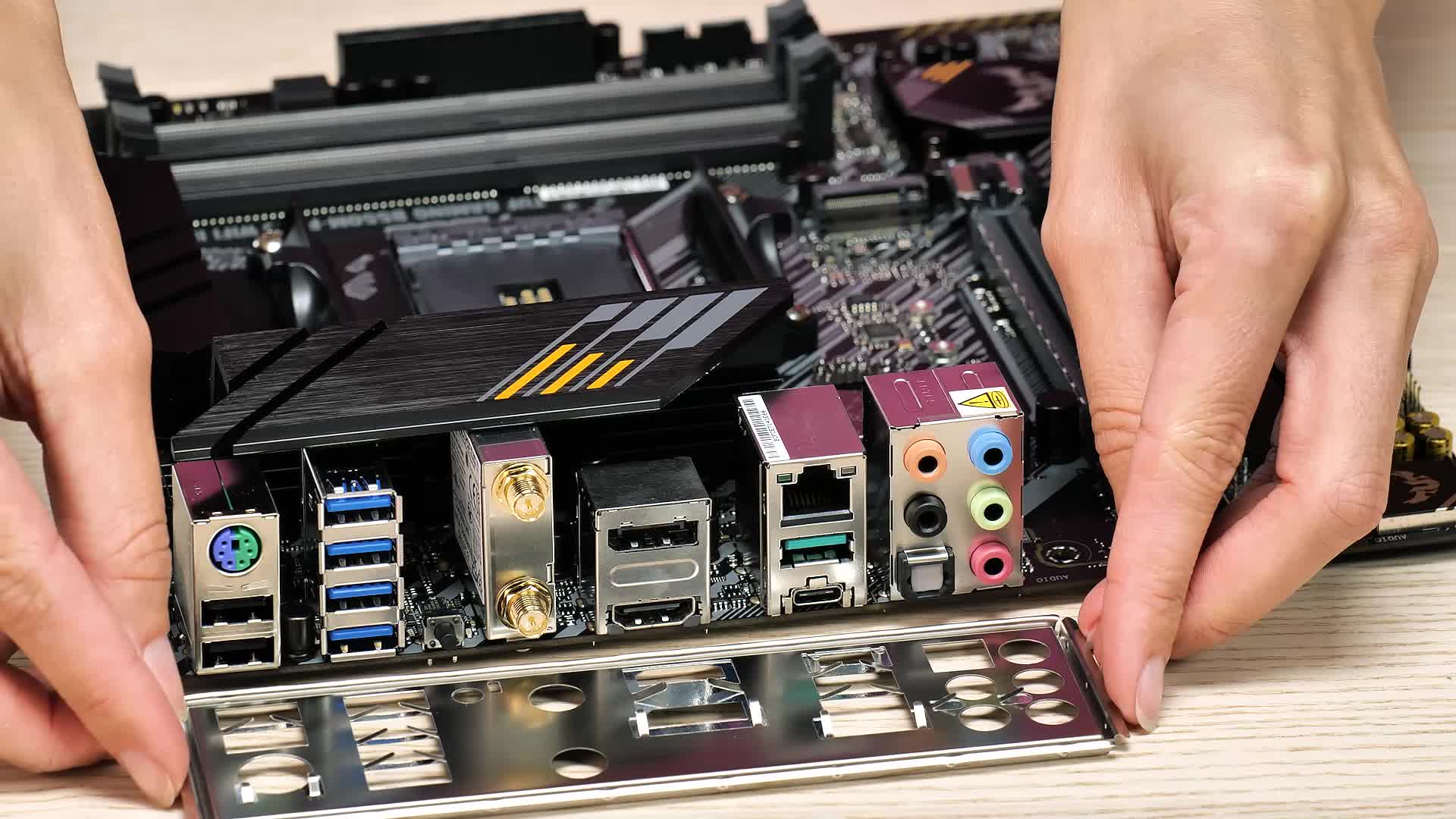 ASUS TUF Gaming B550M-PLUS (Wi-Fi), AMD B550 (Ryzen AM4) Micro ATX