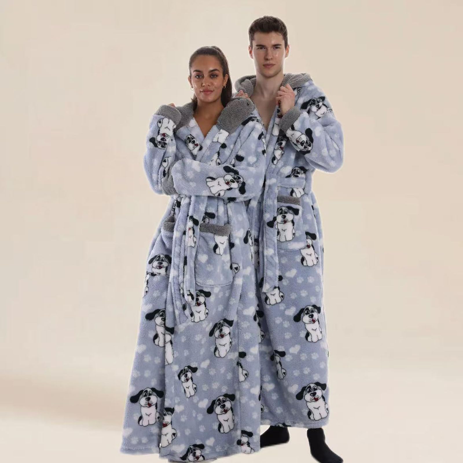 Accappatoio da donna con cappuccio con divertente stampa a cartoni animati per accoglienti serate invernali, con cintura per legare, pratiche tasche, ideale per ore di relax in casa, abbigliamento