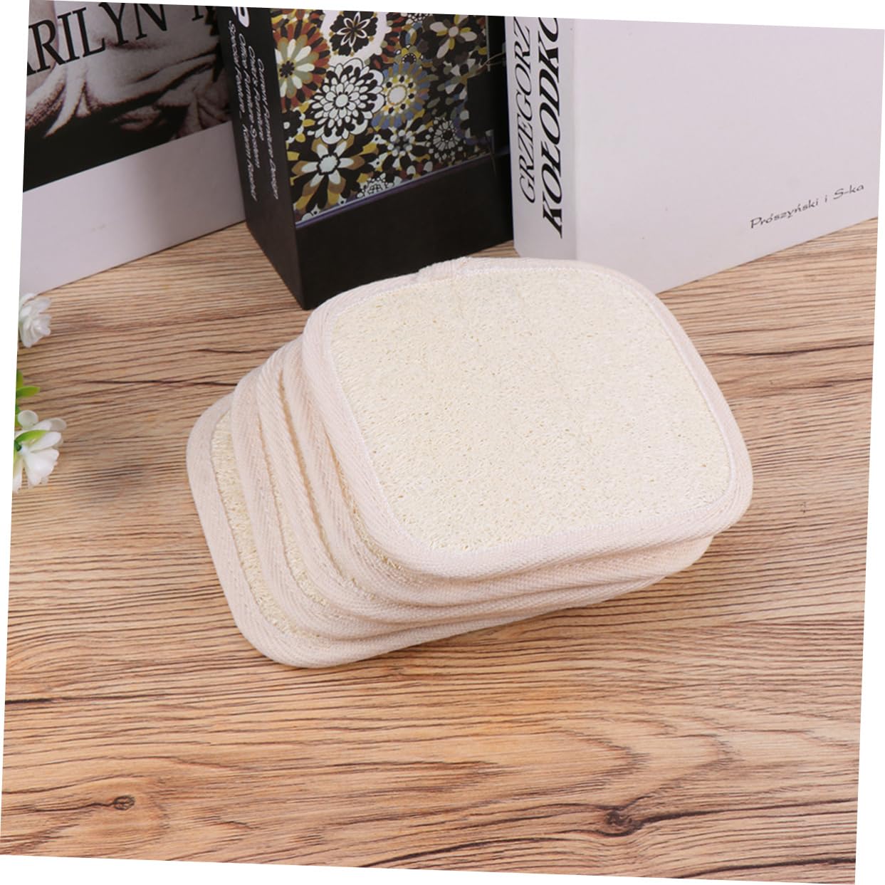 Ipetboom 5pcs Natural Loofah Bath Brush Exfoliating Shower Towel for Men Women Soft Durable Loofah Sponge for Natural Skin Care for Daily Use and