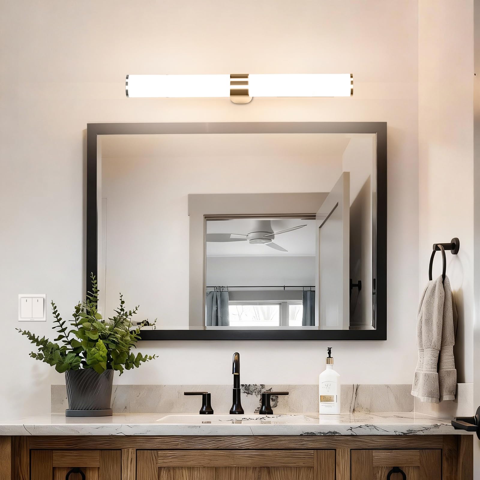 Lampara Aplique de Pared para Luz Espejo y Armario de Baño LED, Longitud 60CM Plateada Lampara, 15W 1500Lm No Regulable Iluminación, IP44 Resistente al Agua, Luz Cálida Neutra Fría