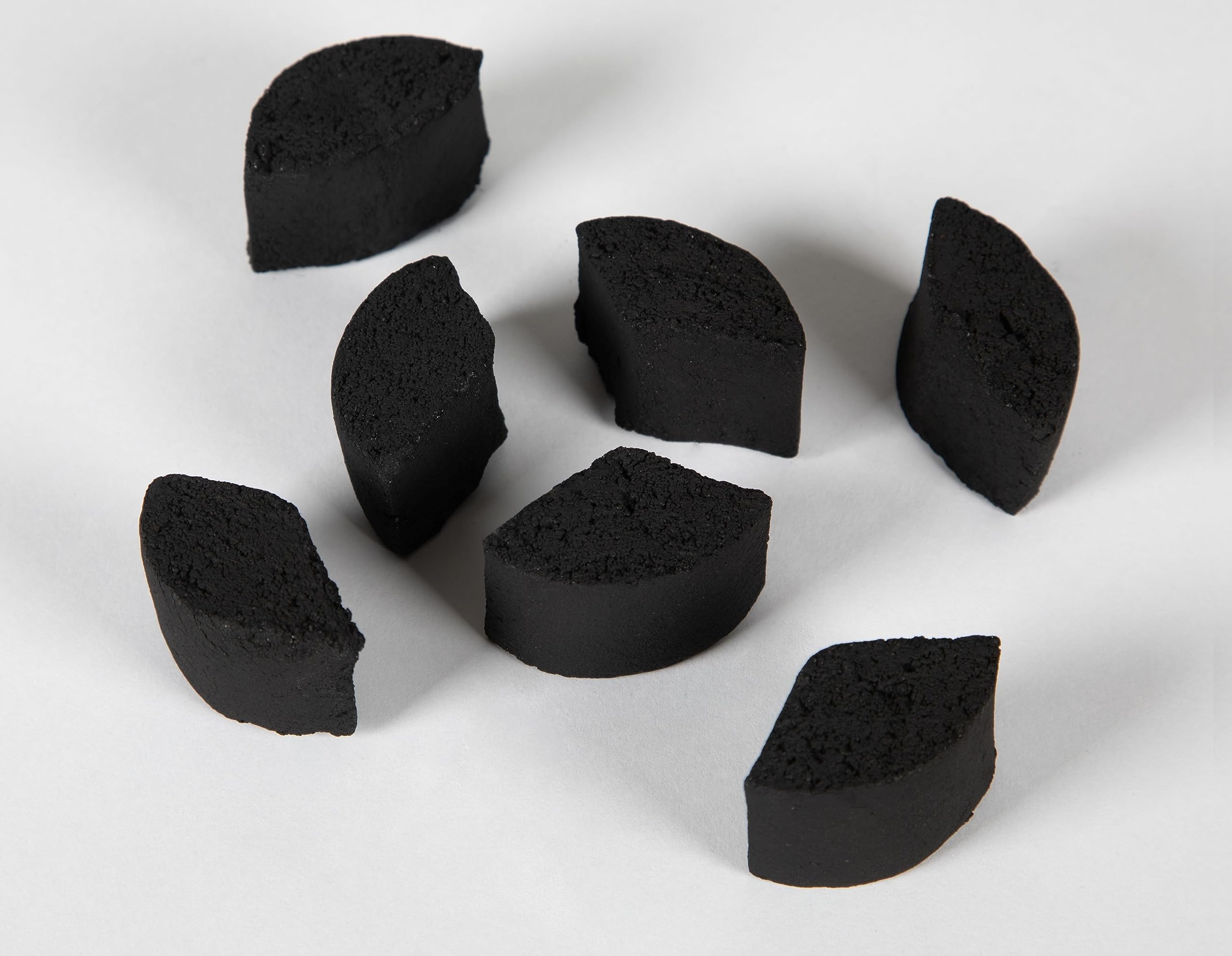 Charbon De Noix De Coco Tom-BBQ - Boîte 4 Kg (144 Briquettes), Combustion 120 Min, Qualité Premium